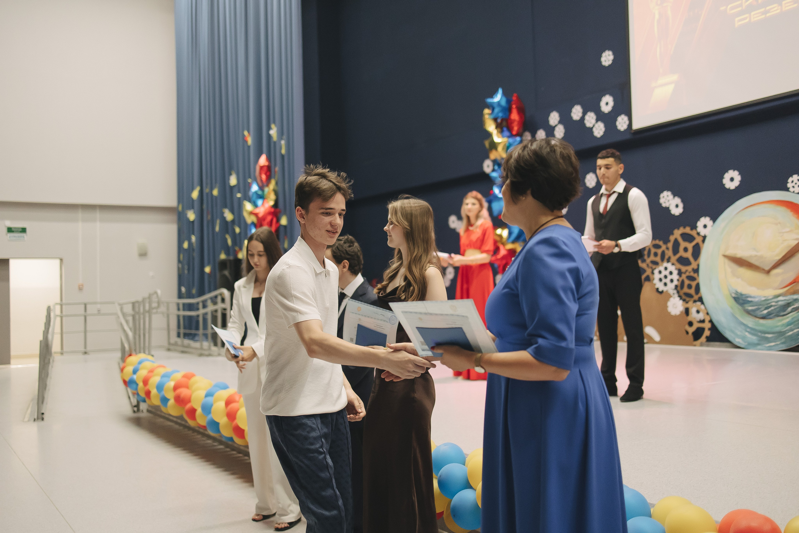 Выпускной Сосны. Свадебный и женский фотограф