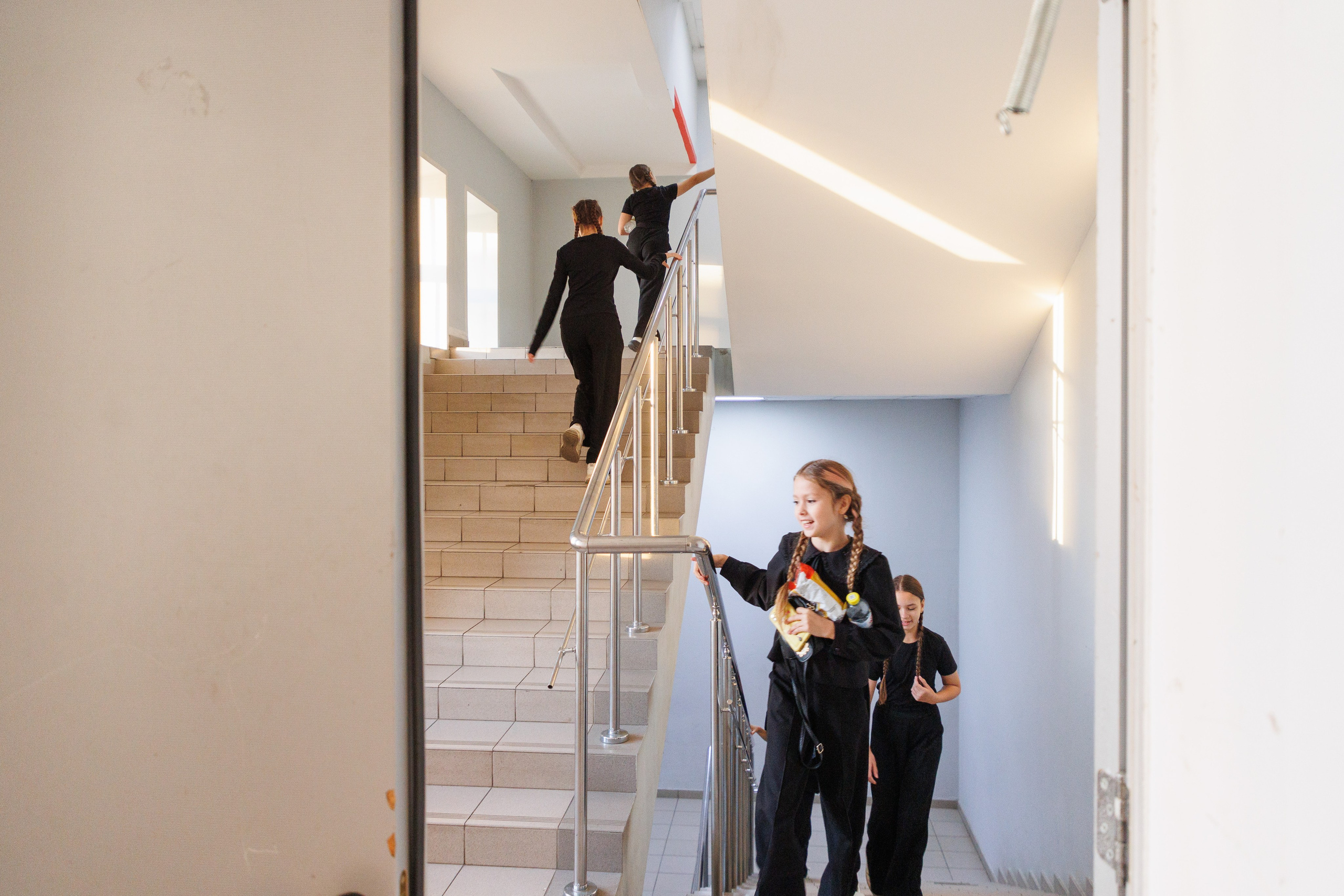 Выксунская премьера «Громко и Честно. Бонд с кнопкой». Фотограф городских и семейных событий Артем Карпухин