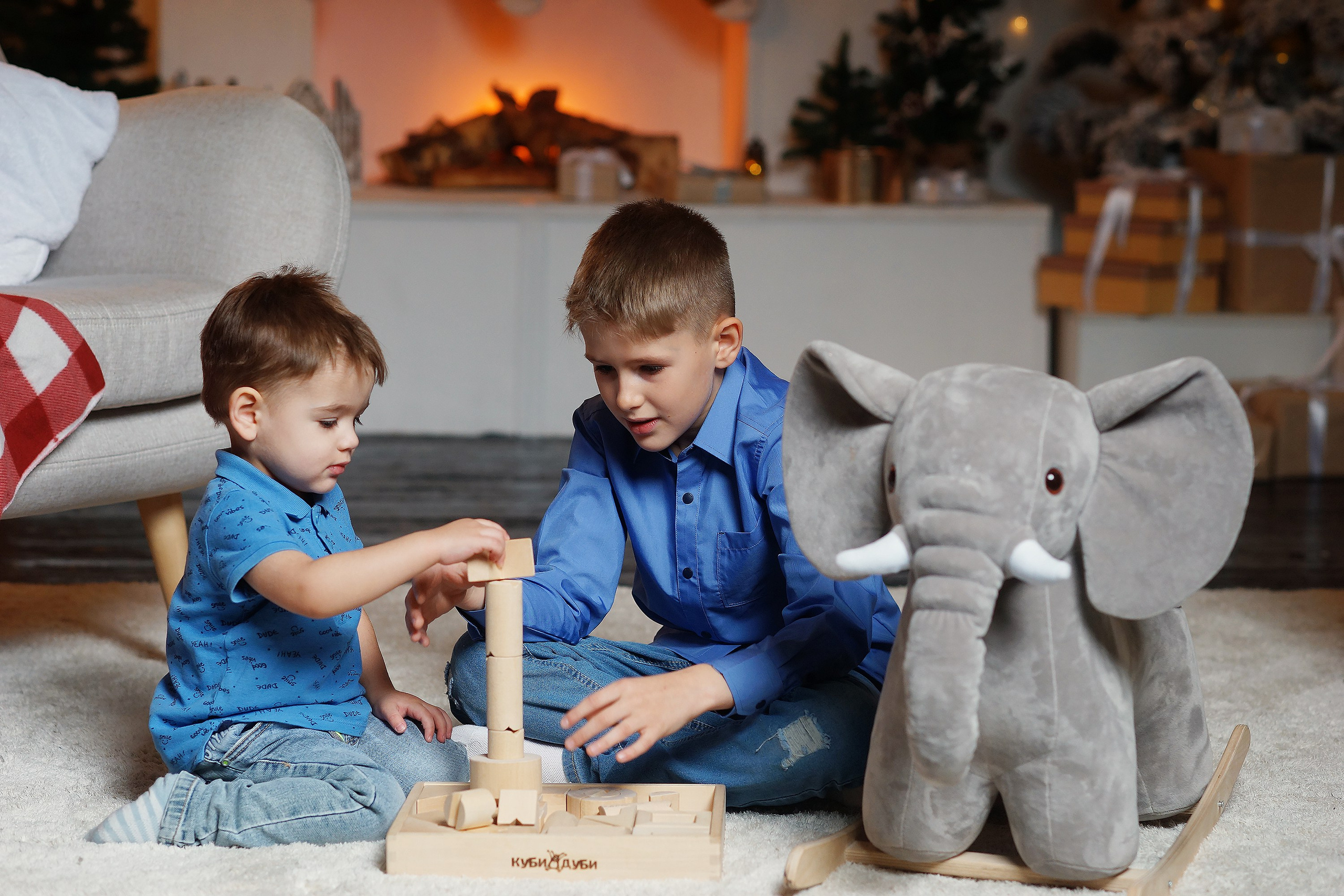 Семейная съёмка в студии. Семейный фотограф г. Новокузнецк Юлия Машникова