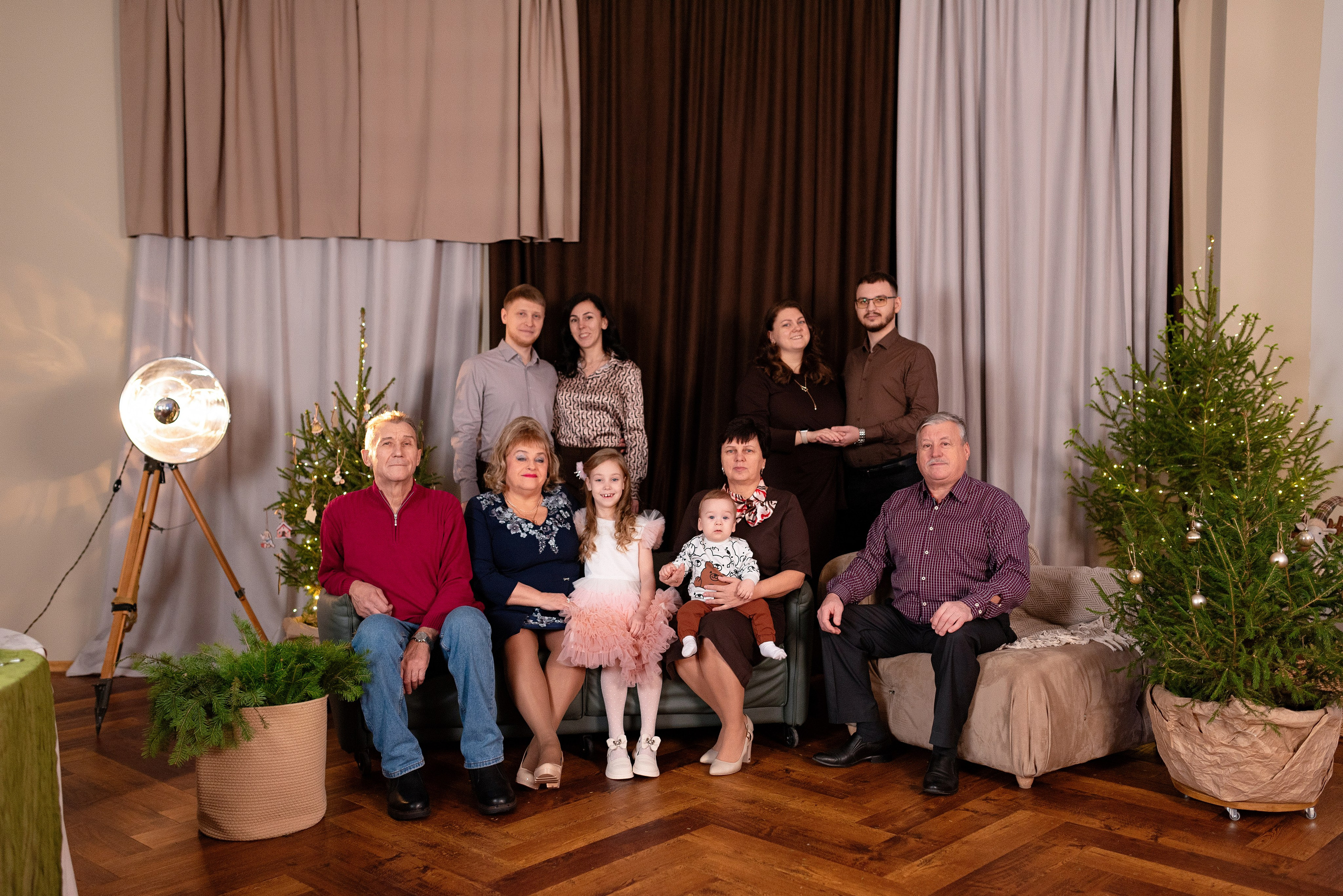 Семейная фотосессия в фотостудии Формат. Детский и семейный фотограф в Сургуте и Нефтеюганске Анна Старцева