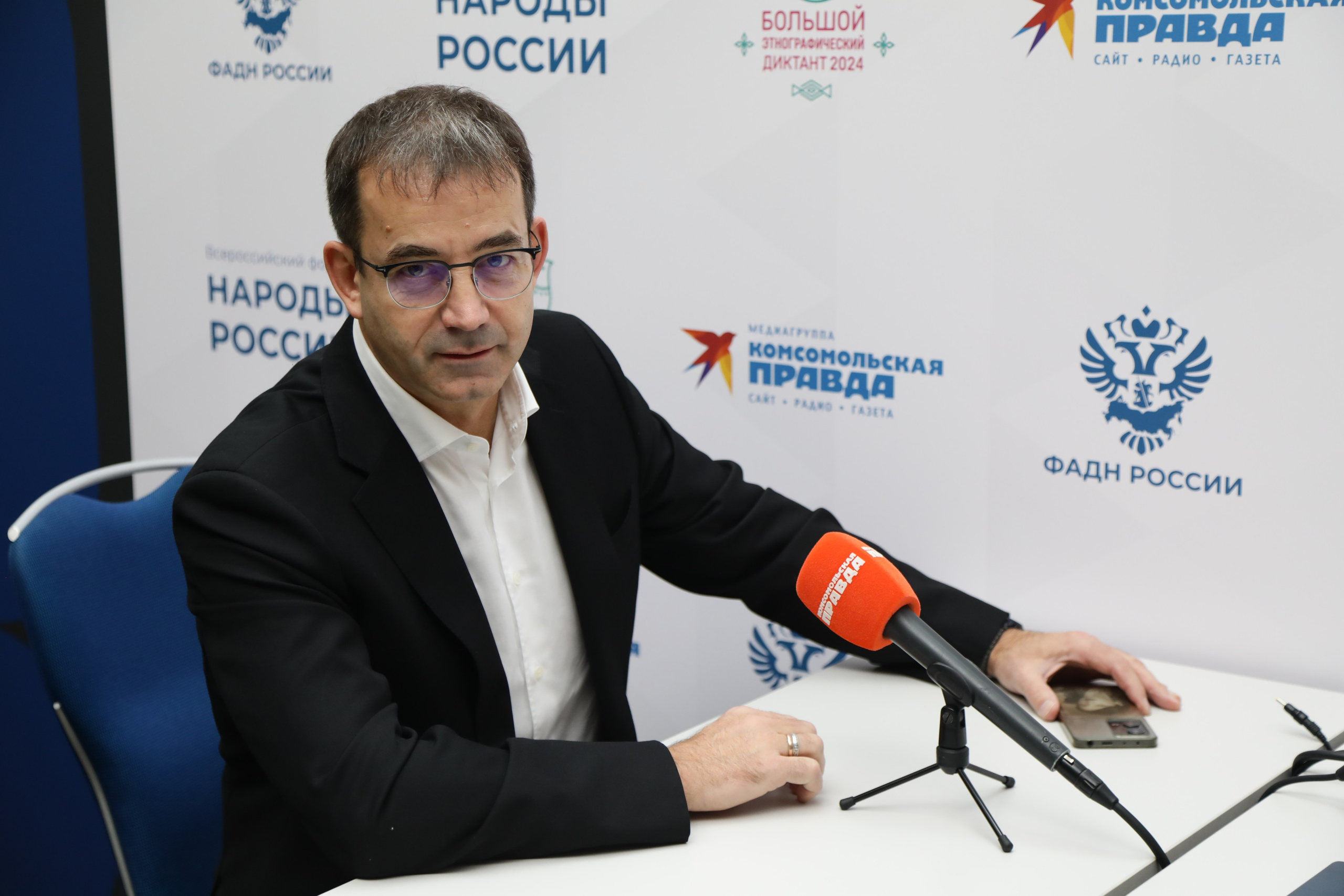 Всероссийский форум «Народы России». Репортажный фотограф в Москве Зуйко Оксана