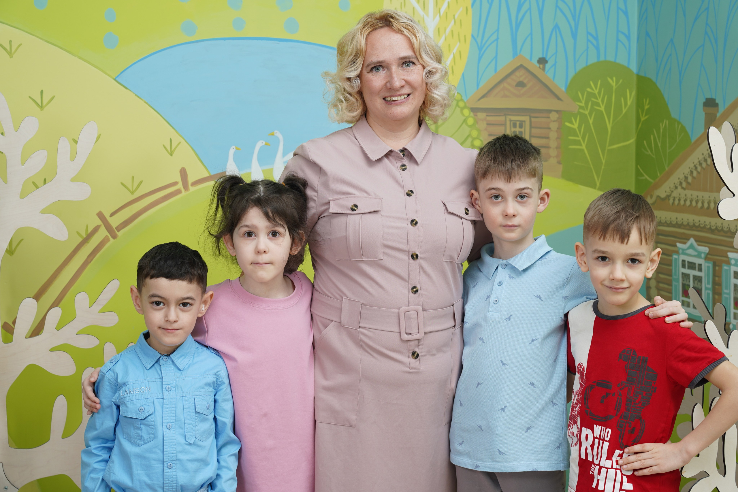 Фотопапка — трюмо из детского сада. Фотограф в Березовском Умерова Ю. Фотограф в детский сад в Екатеринбурге, выпускные альбомы Юлия Умерова