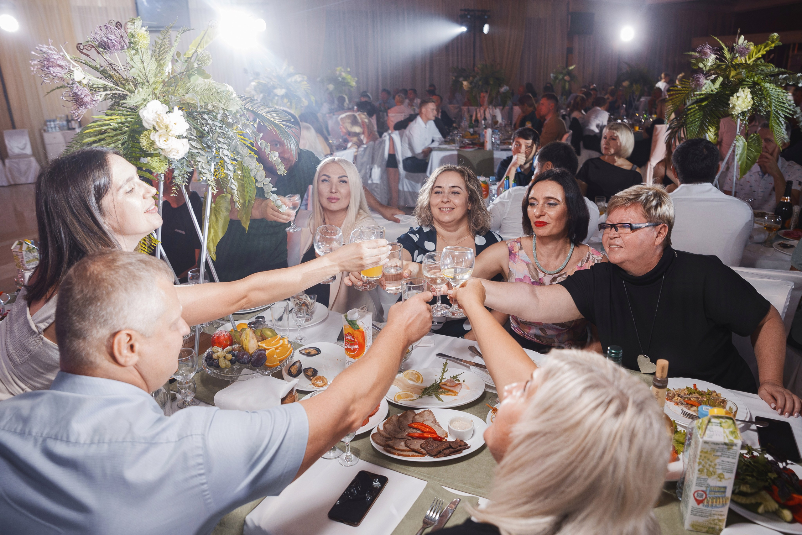 Сады Придонья. Гала ужин. Свадебный и репортажный фотограф в Волгограде Антон Сидоренко