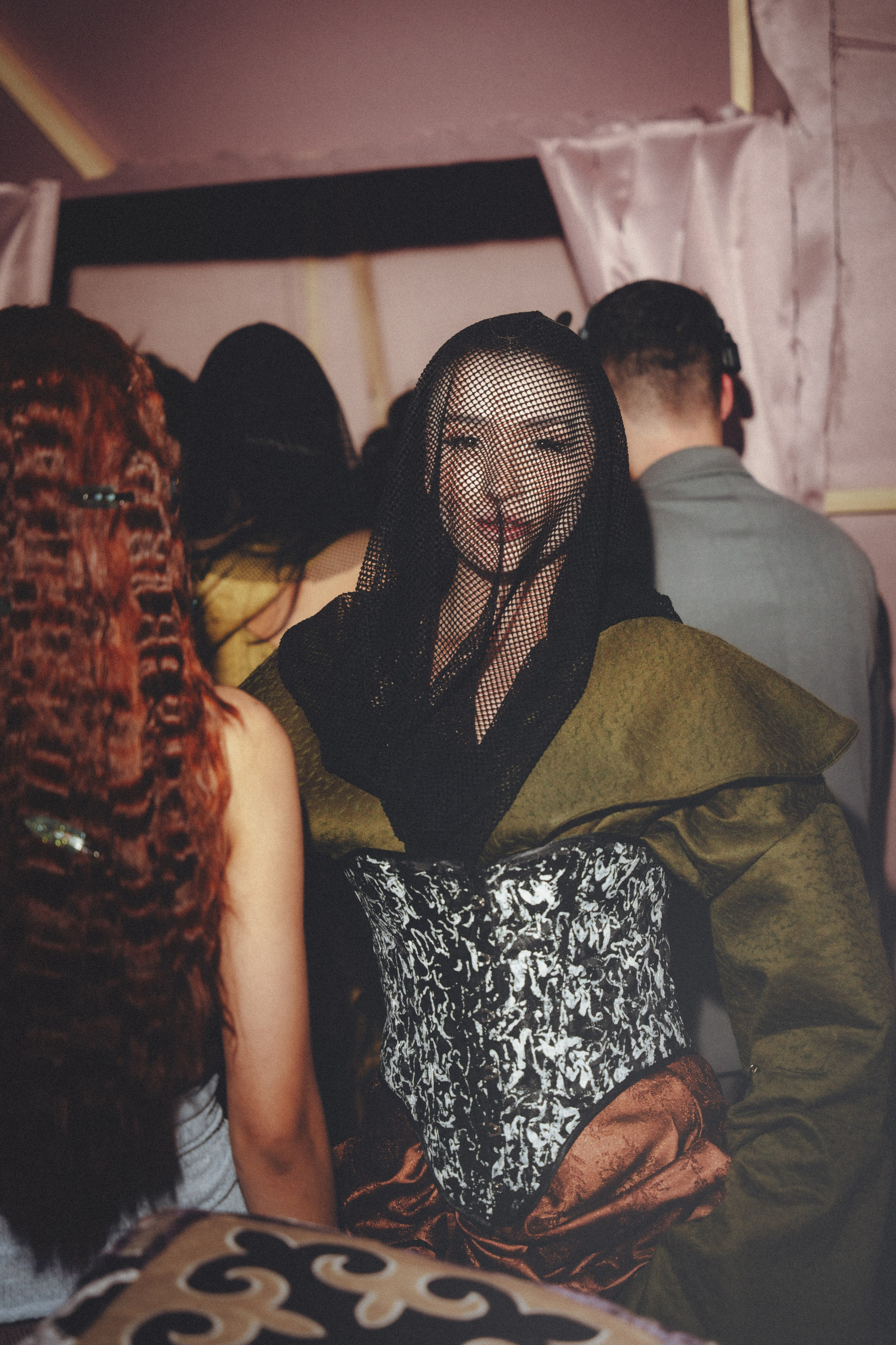 VISA FASHION WEEK ALMATY SS26 / BACKSTAGE ZONE