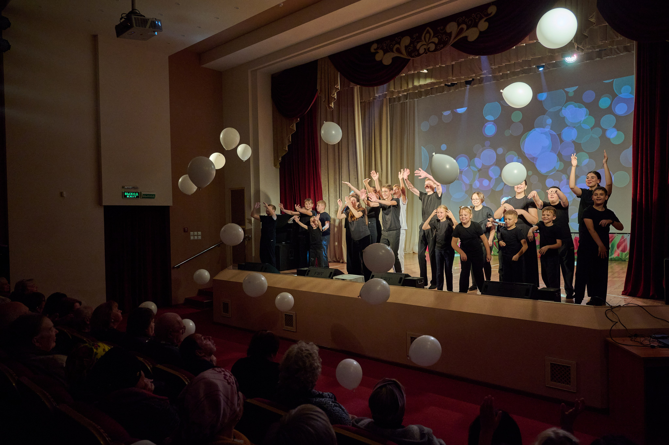 45 лет Дому Культуры. Жизнь курорта Кабардинка в фотографиях