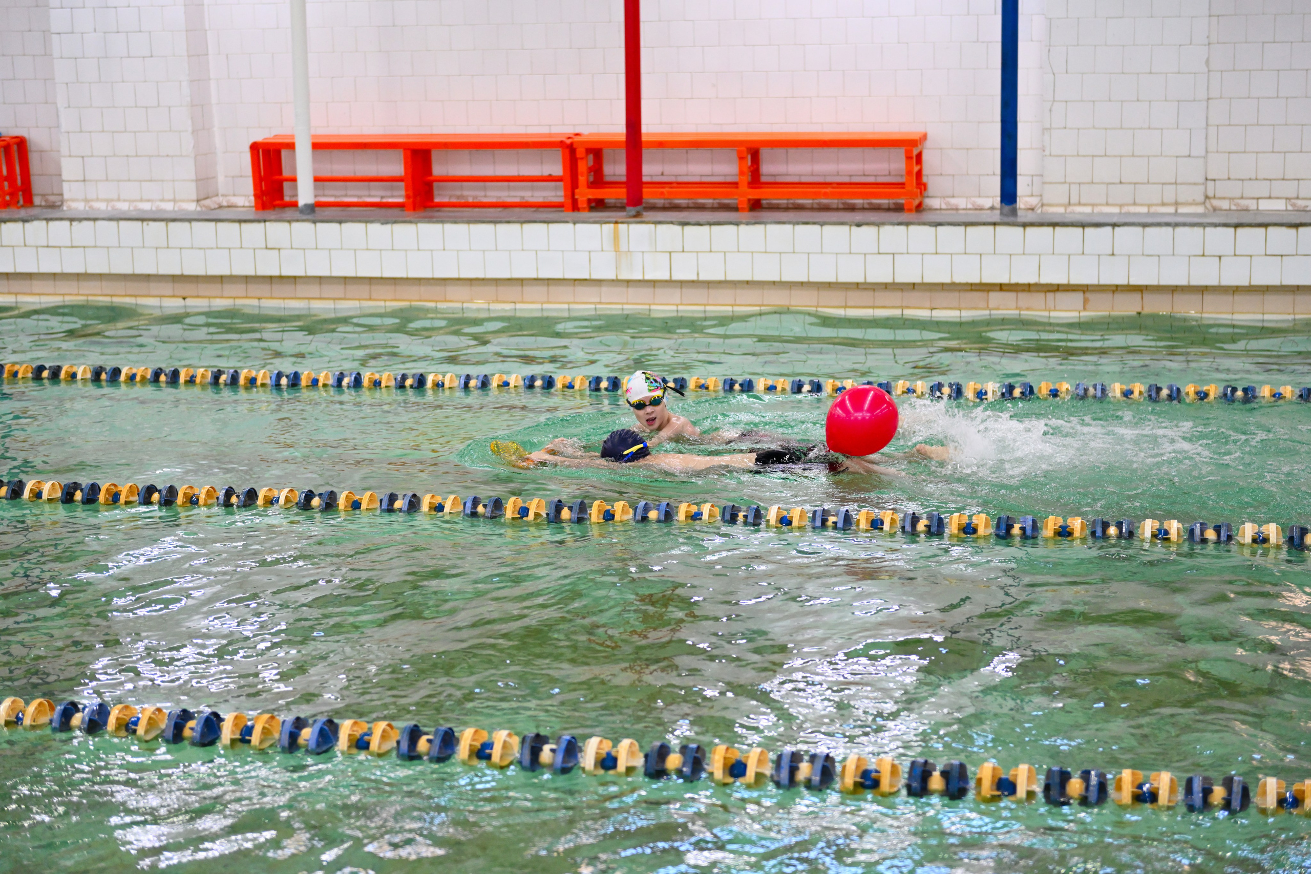 2025-12-20 Бассейн Урал НГ младшие. Снежинск фото Андрианов