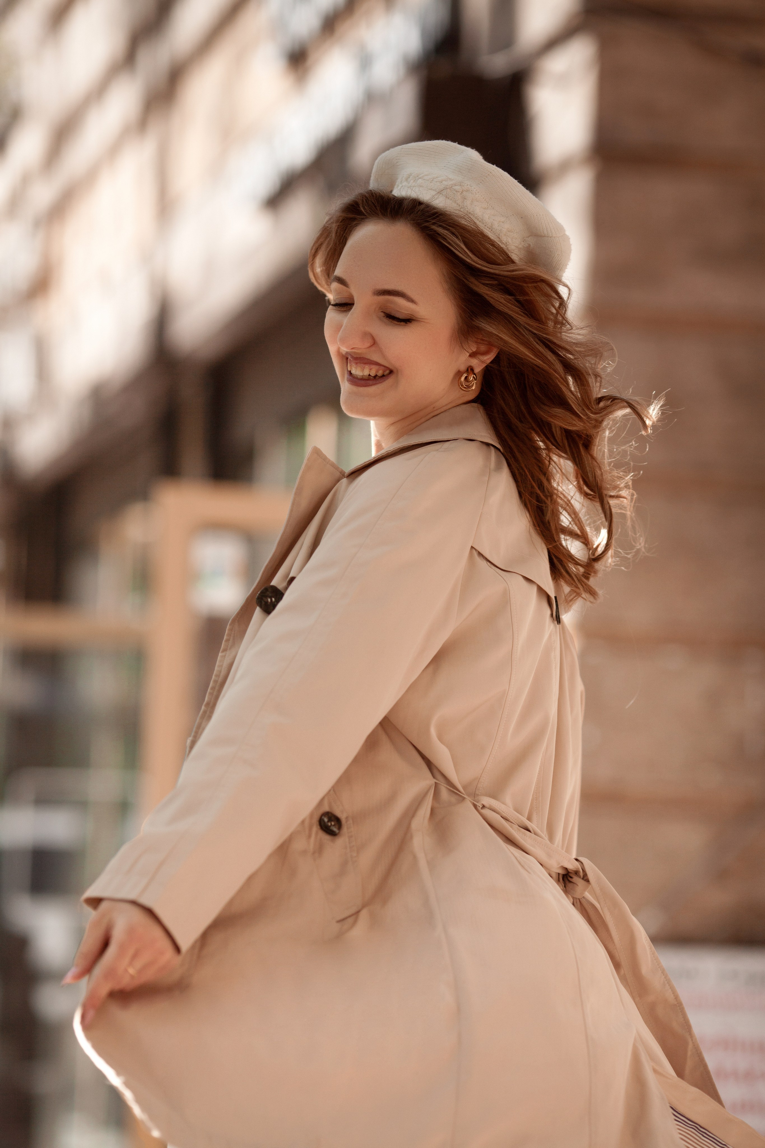 Женская городская фотосессия в образе француженки. Фотограф Ставрополь Пятигорск Елизавета Дарина