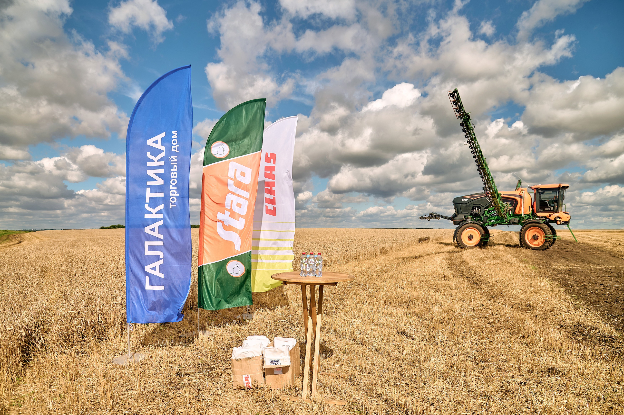 Портфолио репортажной фотосъёмки: сельхозтехника "Галактика". Фотограф Яковлев Роман — Красноярск