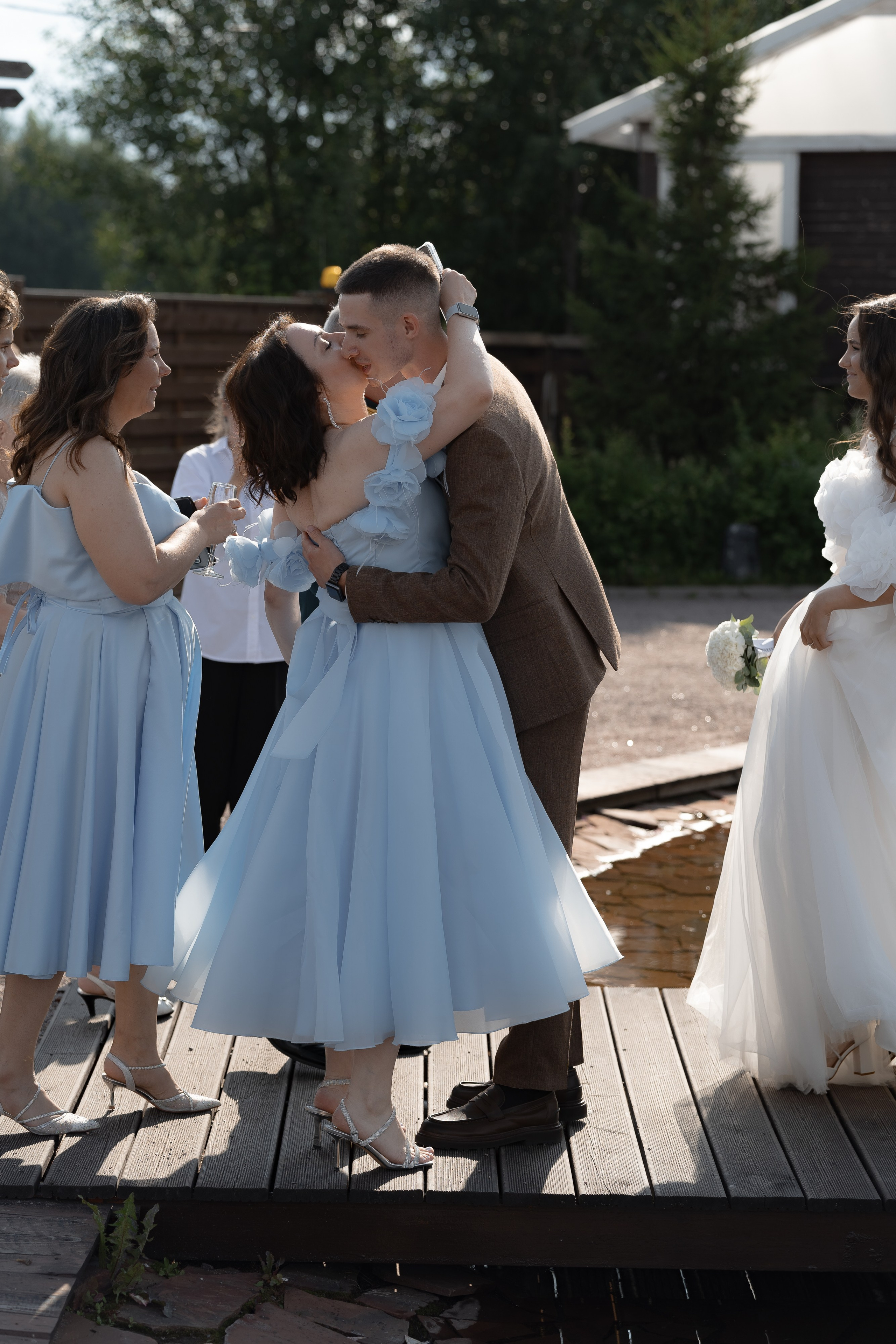 Поздравления после церемонии