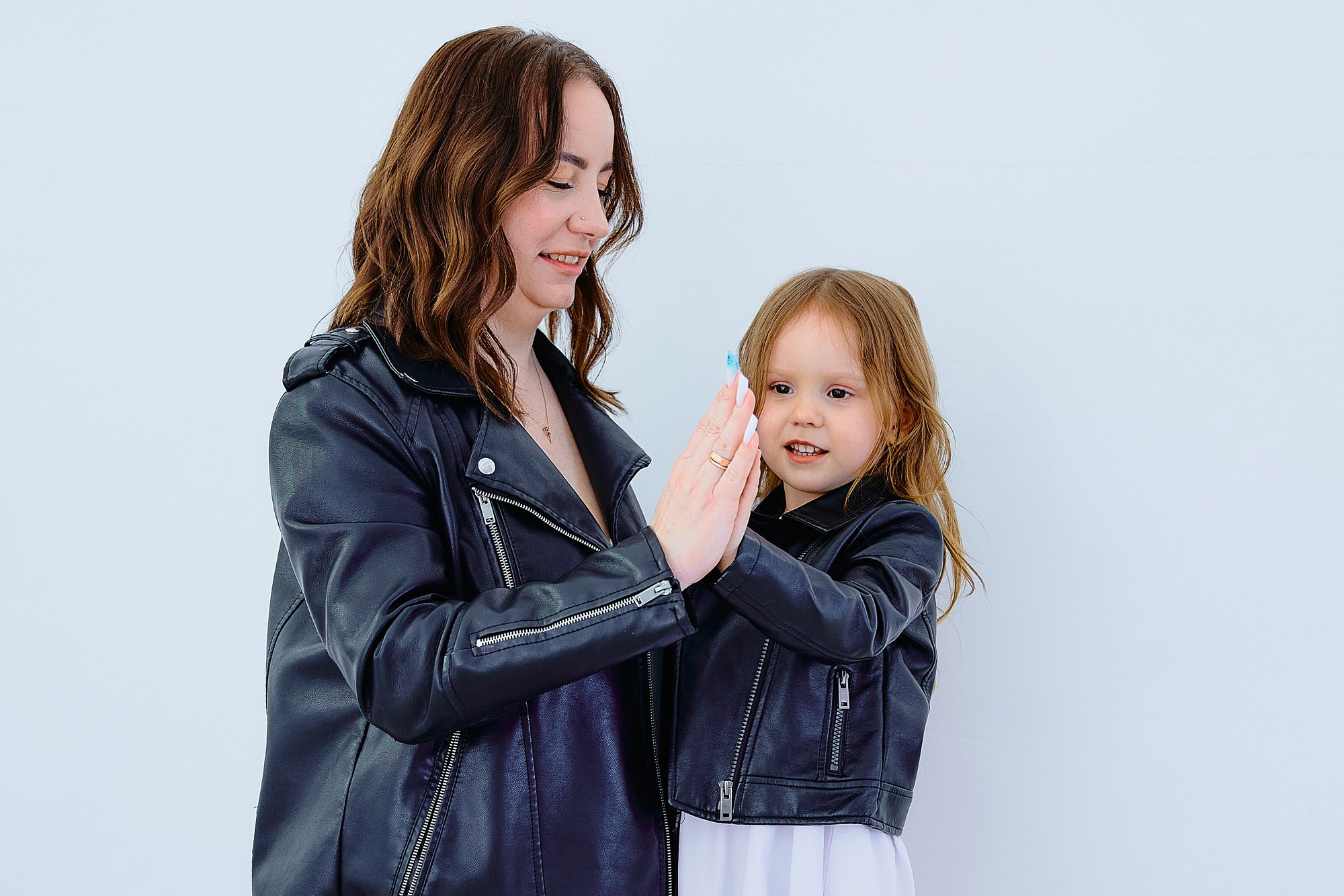 Семейная фотосессия в студии. Любовь Гальцова — свадебный, семейный, детский фотограф в городе Кемерово и Кемеровской области