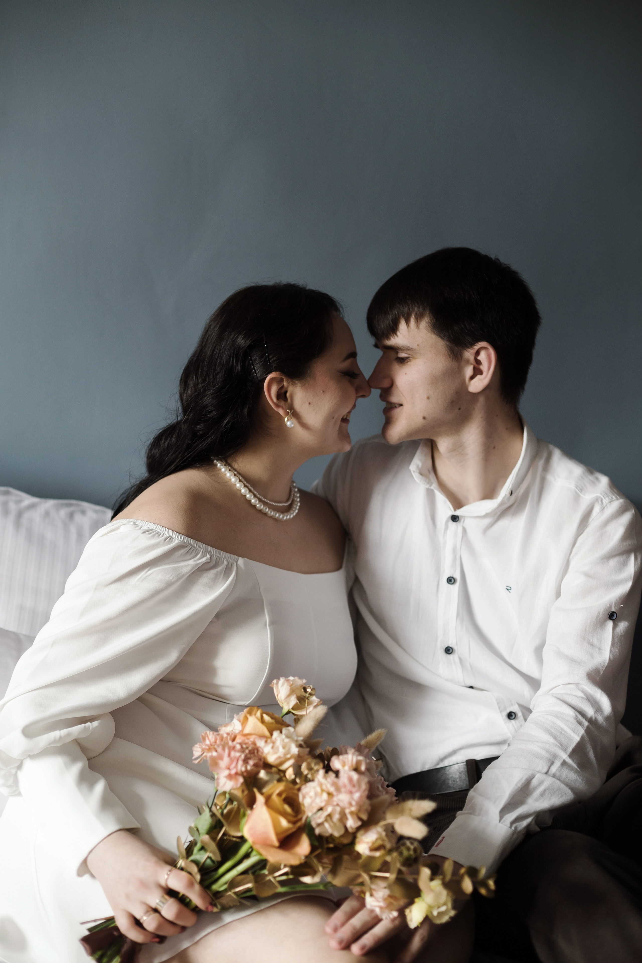 VK: Md: @lady_bulgakova Mua: @trofilyeva Org: @divine_photoproject Decor: @portfoliobrand