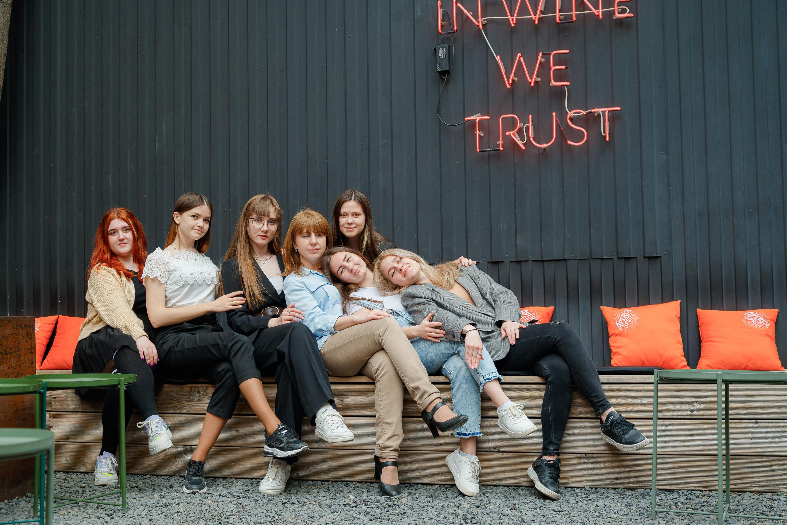 Уличная стрит съёмка. BookVa-выпускные альбомы