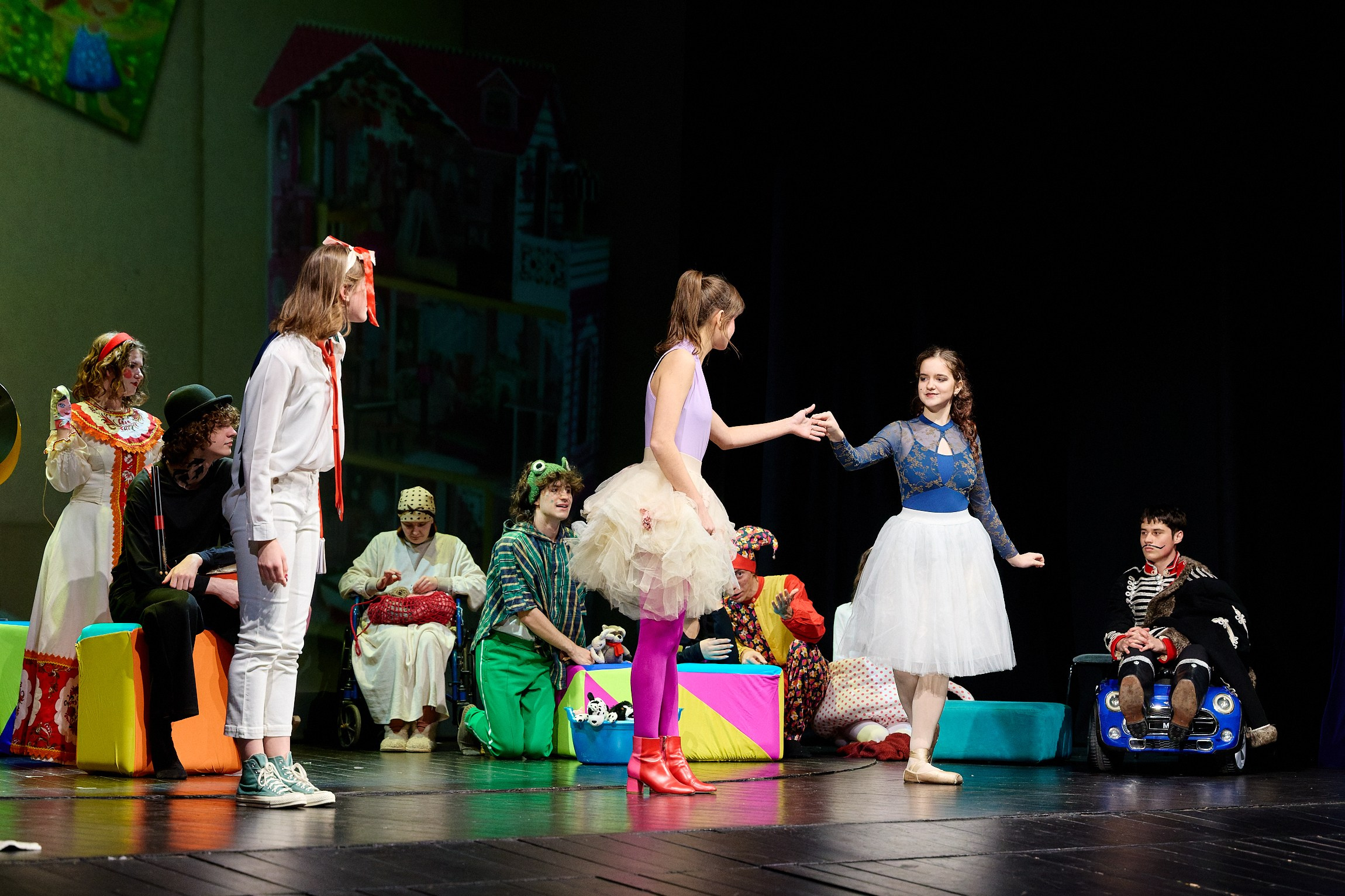 Спектакль «Про игрушки»