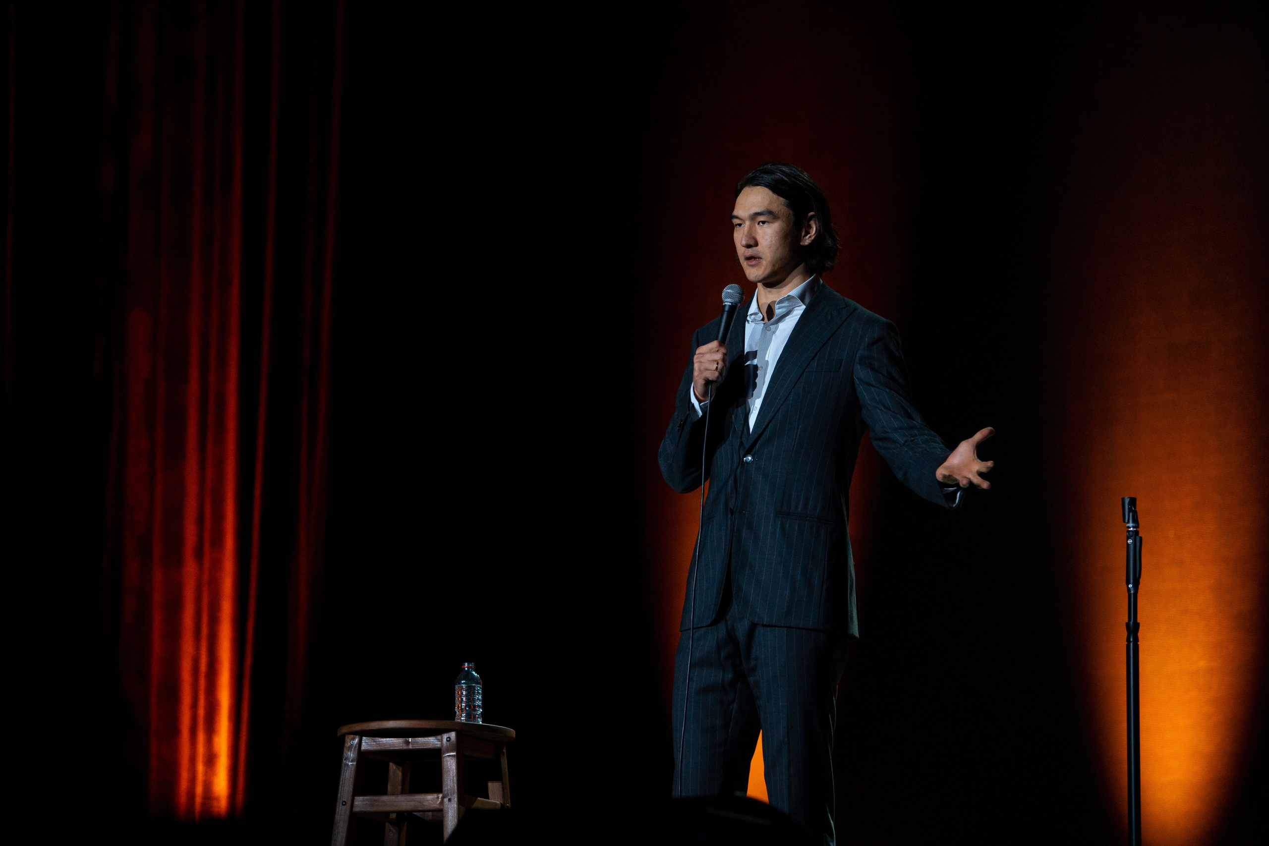 Нурлан Сабуров «ПРИНЦИПЫ». Репортажный фотограф Красноярск Алекс Чампакхам