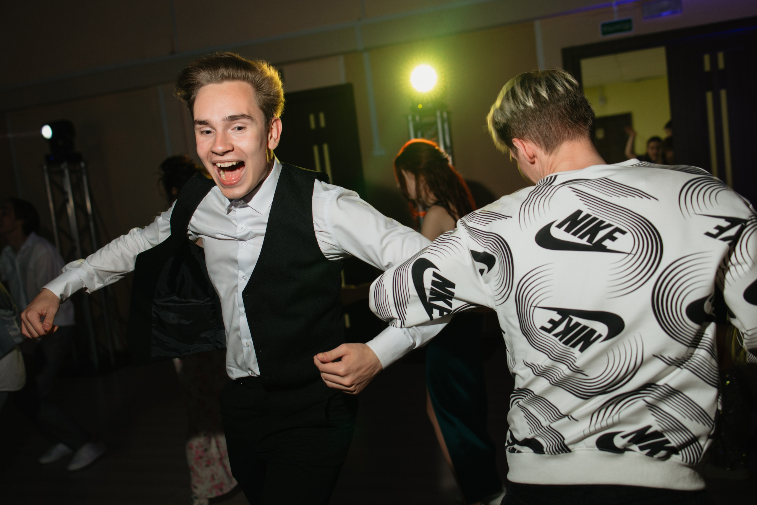 Выпускной Гимназия № 146. Свадебный фотограф в Минске Владислав Бабич