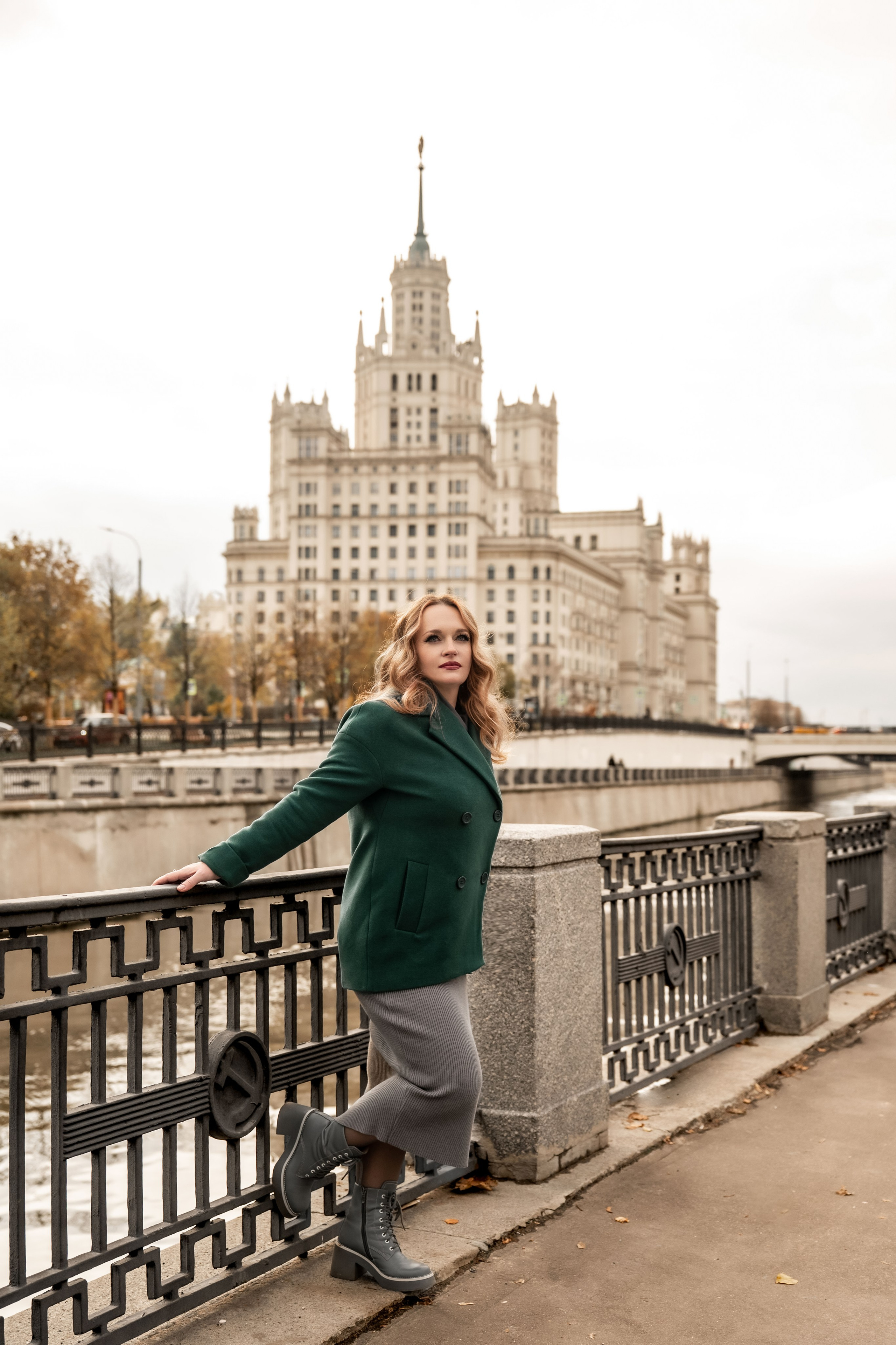 Натали Москва Тессинский мост. Наталья Слесаренко фотограф в Сочи