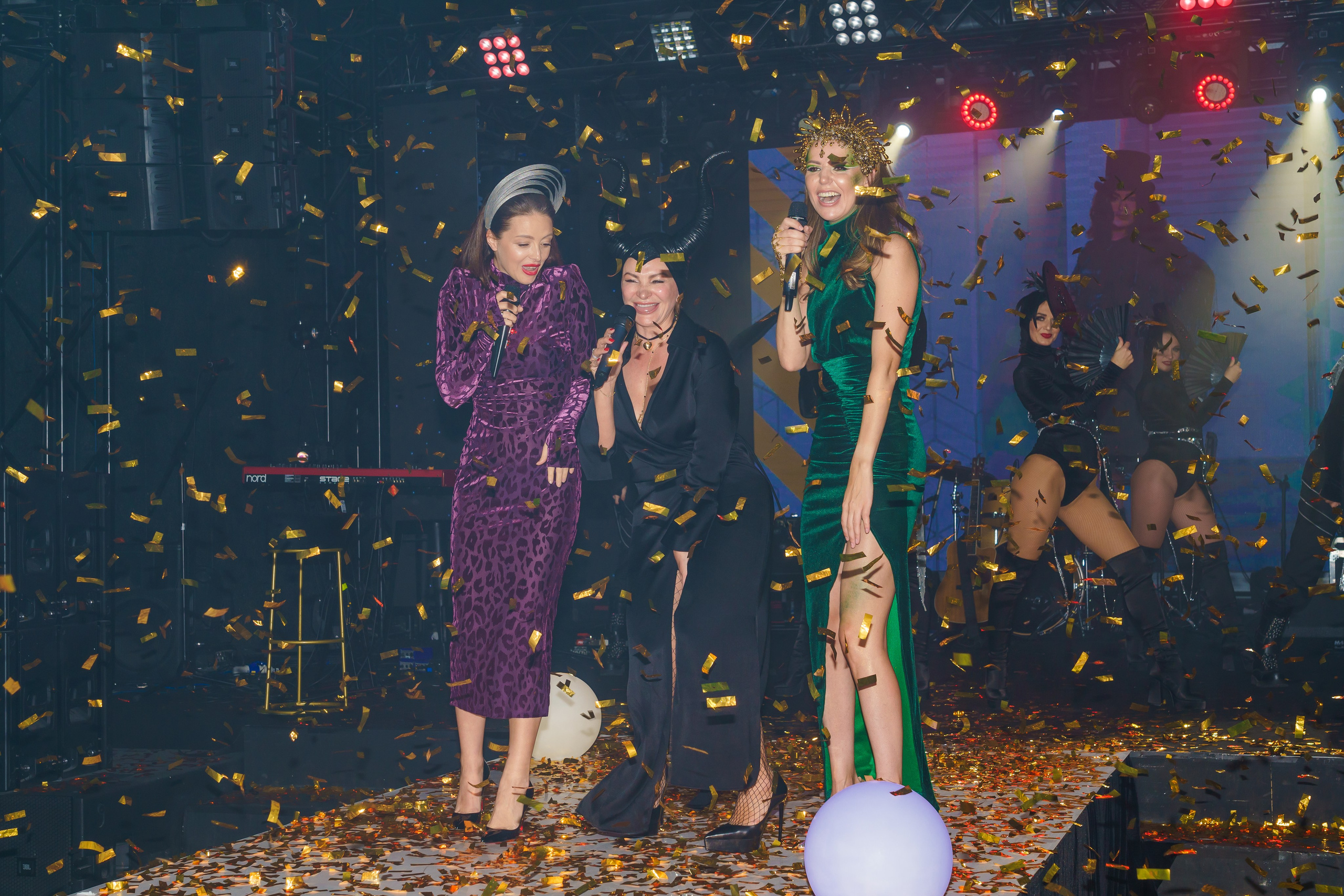 Взрослый день рождения. Photomantis