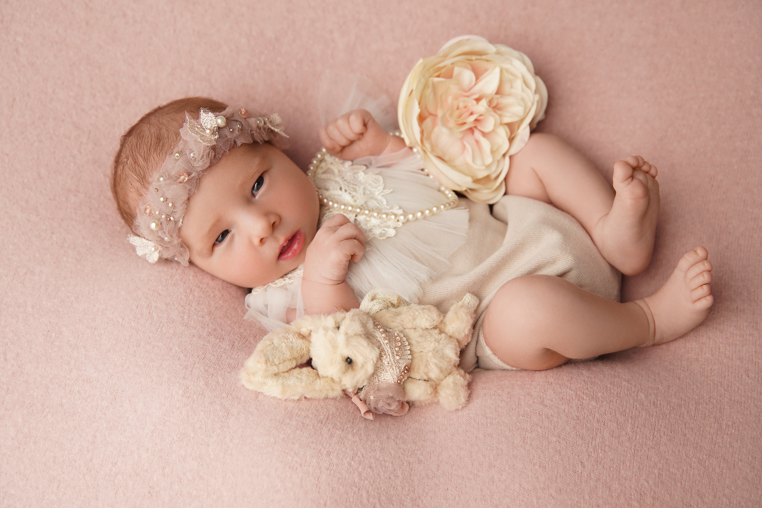 Девочки. Фотограф новорожденных. Семейный и детский фотограф в городе Сургуте