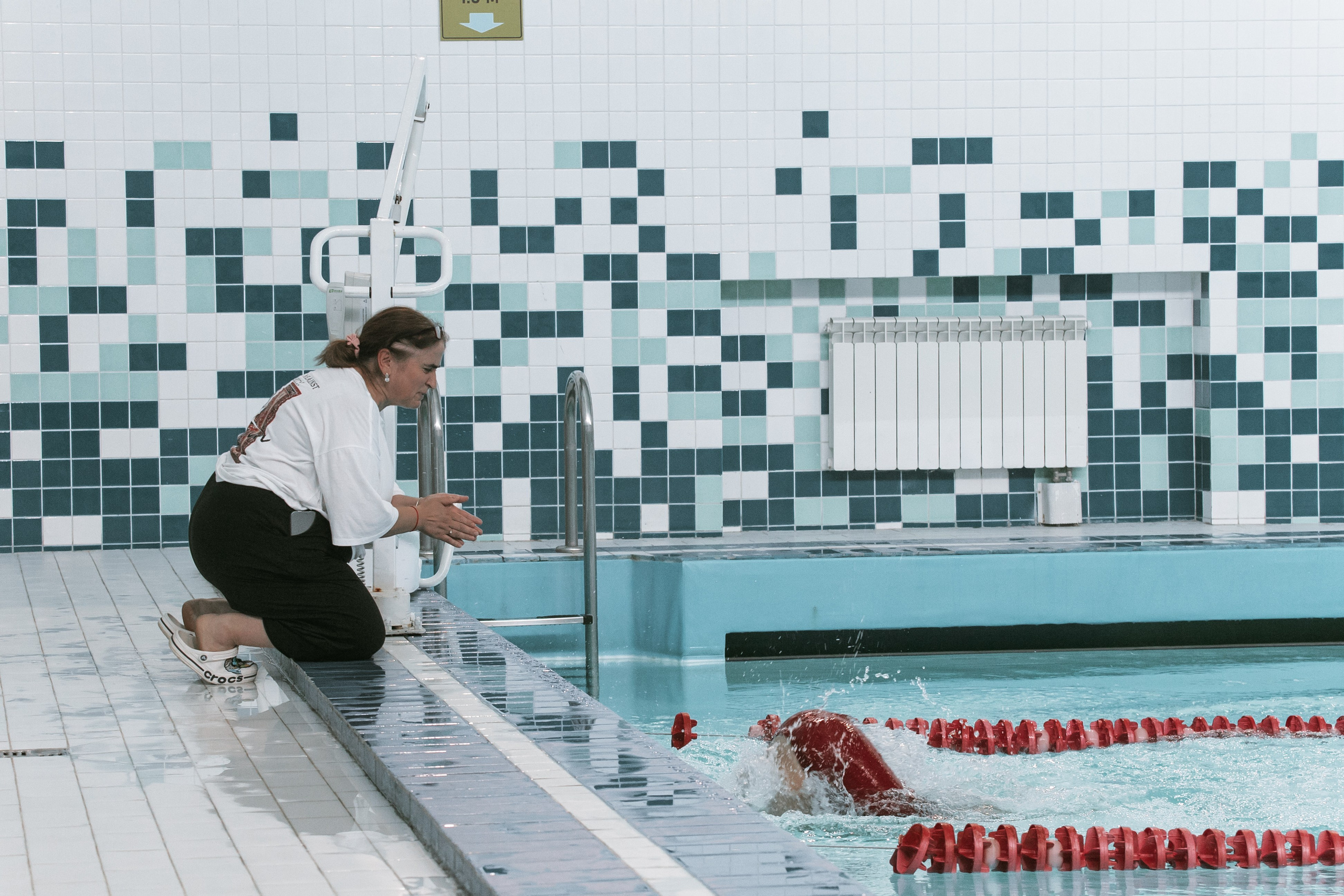Репортажная спортивная фотосессия стадион Вымпел г. Королев спортивные соревнования чемпионов России по плаванию мая 2026. Юлия Егорова | Свадебный фотограф, семейный фотограф Москва, МО • Портреты • репортажи • день рождения • Love Story • дети