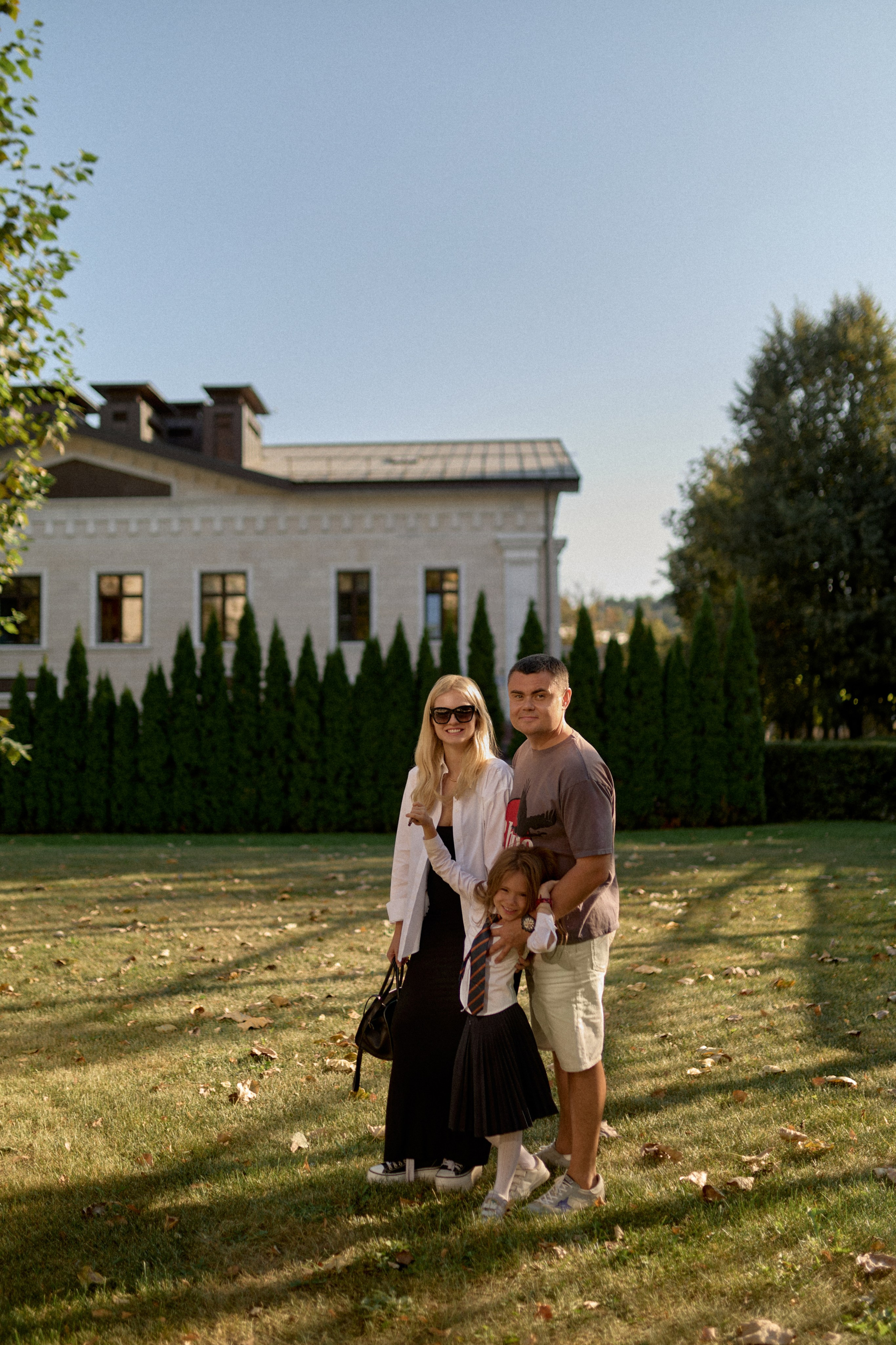 Осенняя семейная фотосессия в Лужниках. Сестры Карабаза. Фотографы и ретушеры в Москве и Санкт-Петербурге