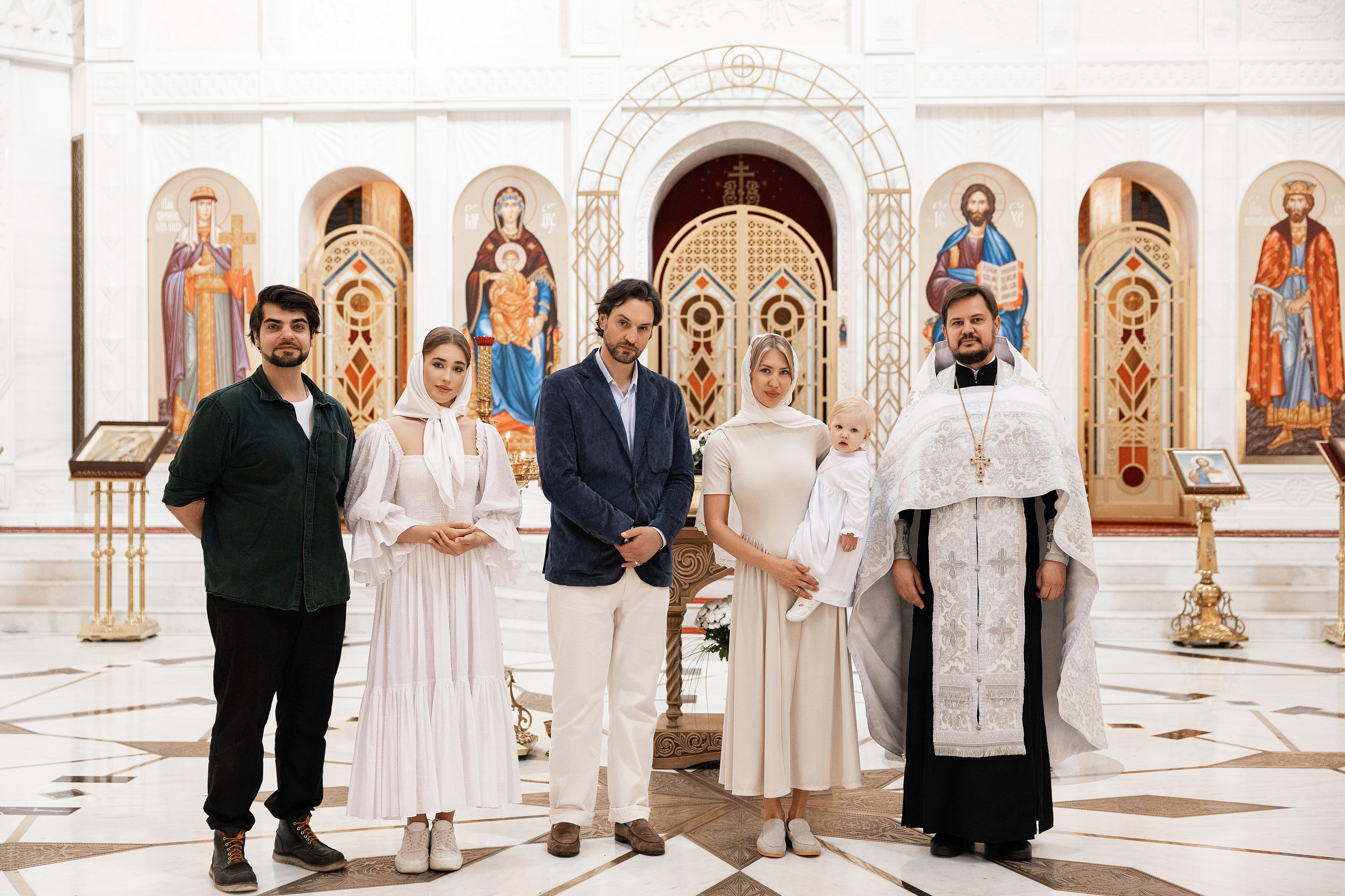 Крещение Аделины. Фотограф Крещение, Выписка москва