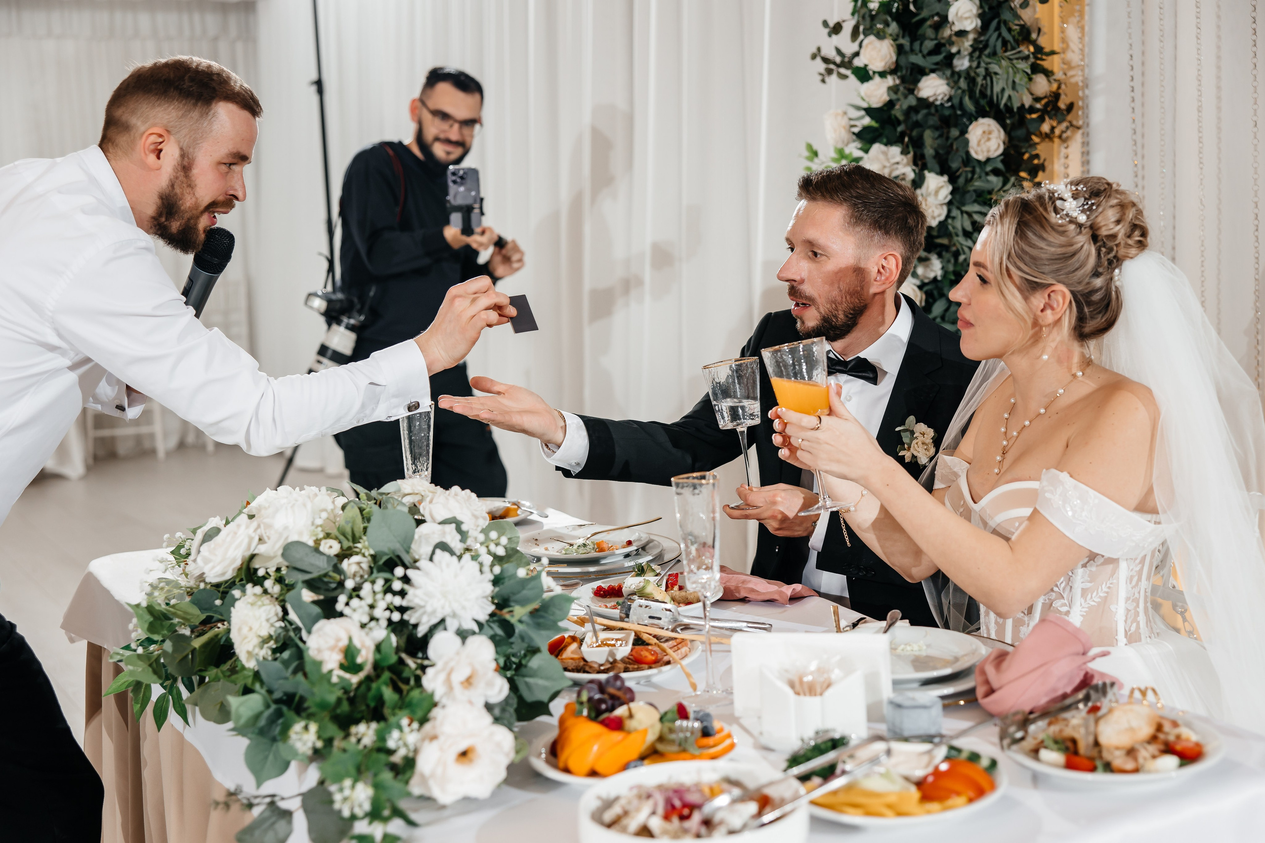 Анонс свадьбы для Ильи и Виктории. Теплый Крымский март. Свадебный фотограф в Крыму и Севастополе Ольга Баскакова