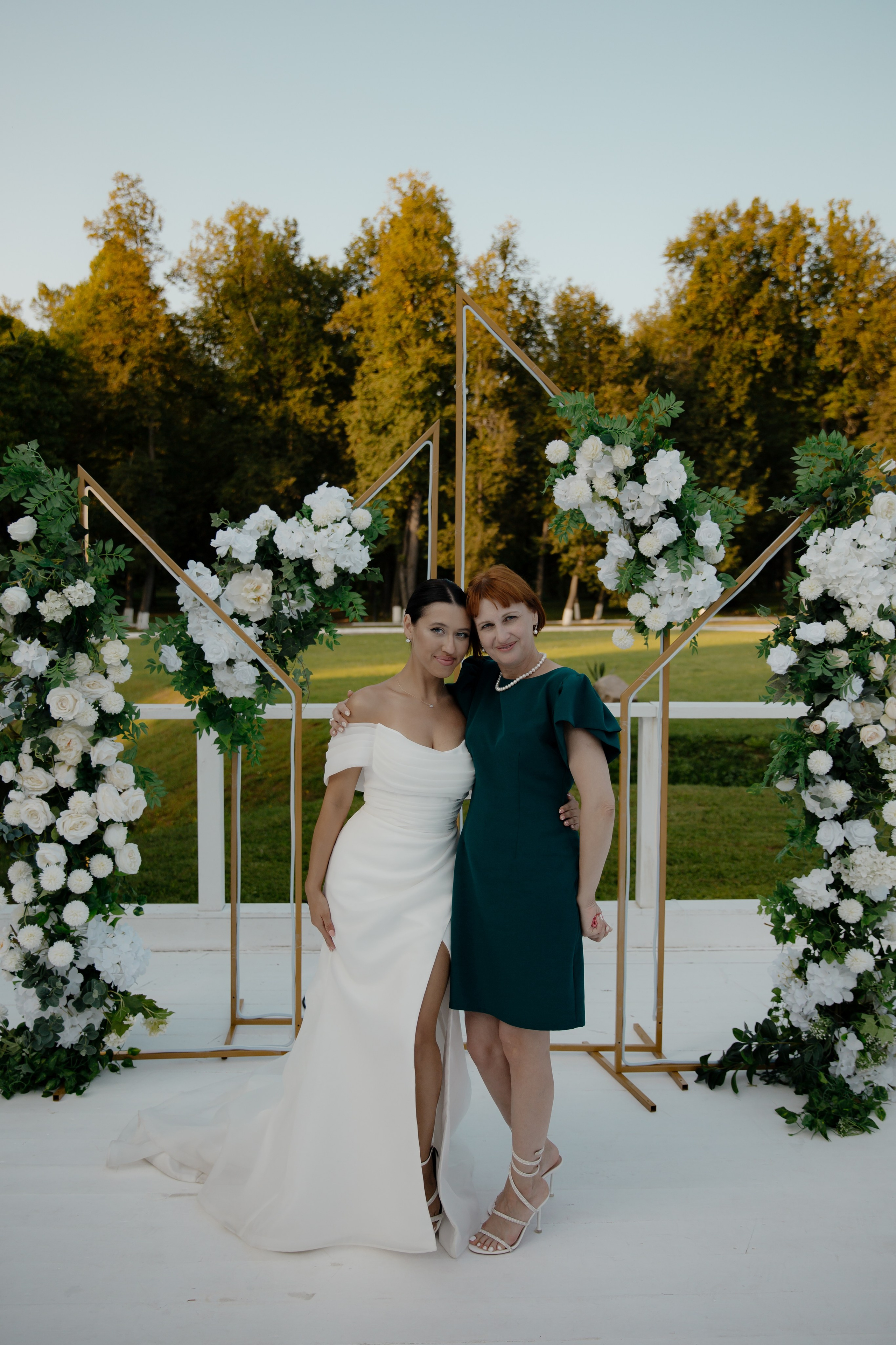 31.08.2024. RETOUCH-HOUSE