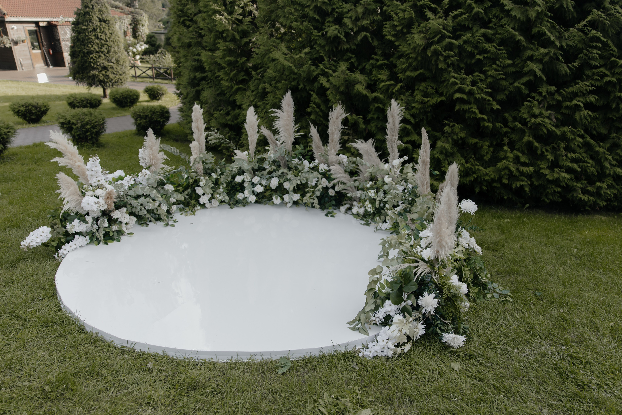 10.08.2024. RETOUCH-HOUSE