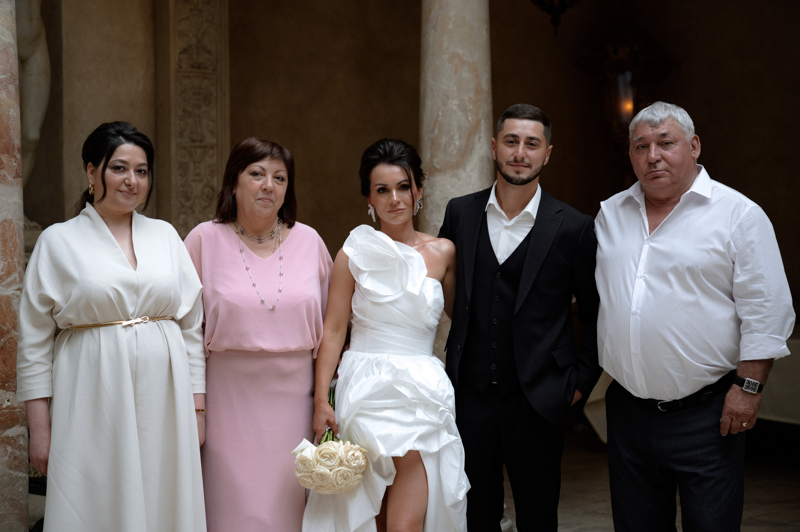 23.08.2024. RETOUCH-HOUSE