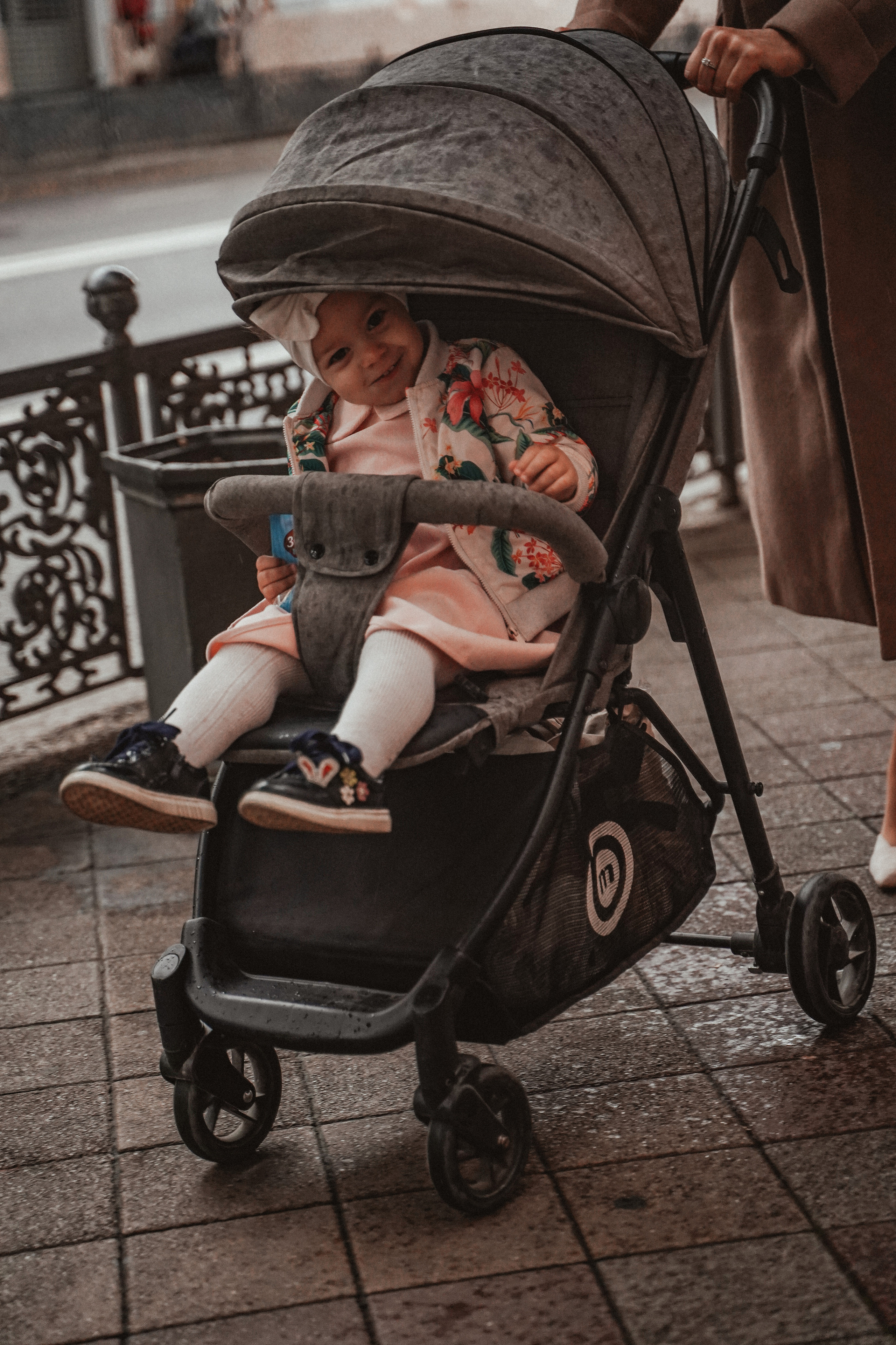 Городская фотосессия под дождем. Семейный и женский фотограф в Краснодаре Анастасия Приймак