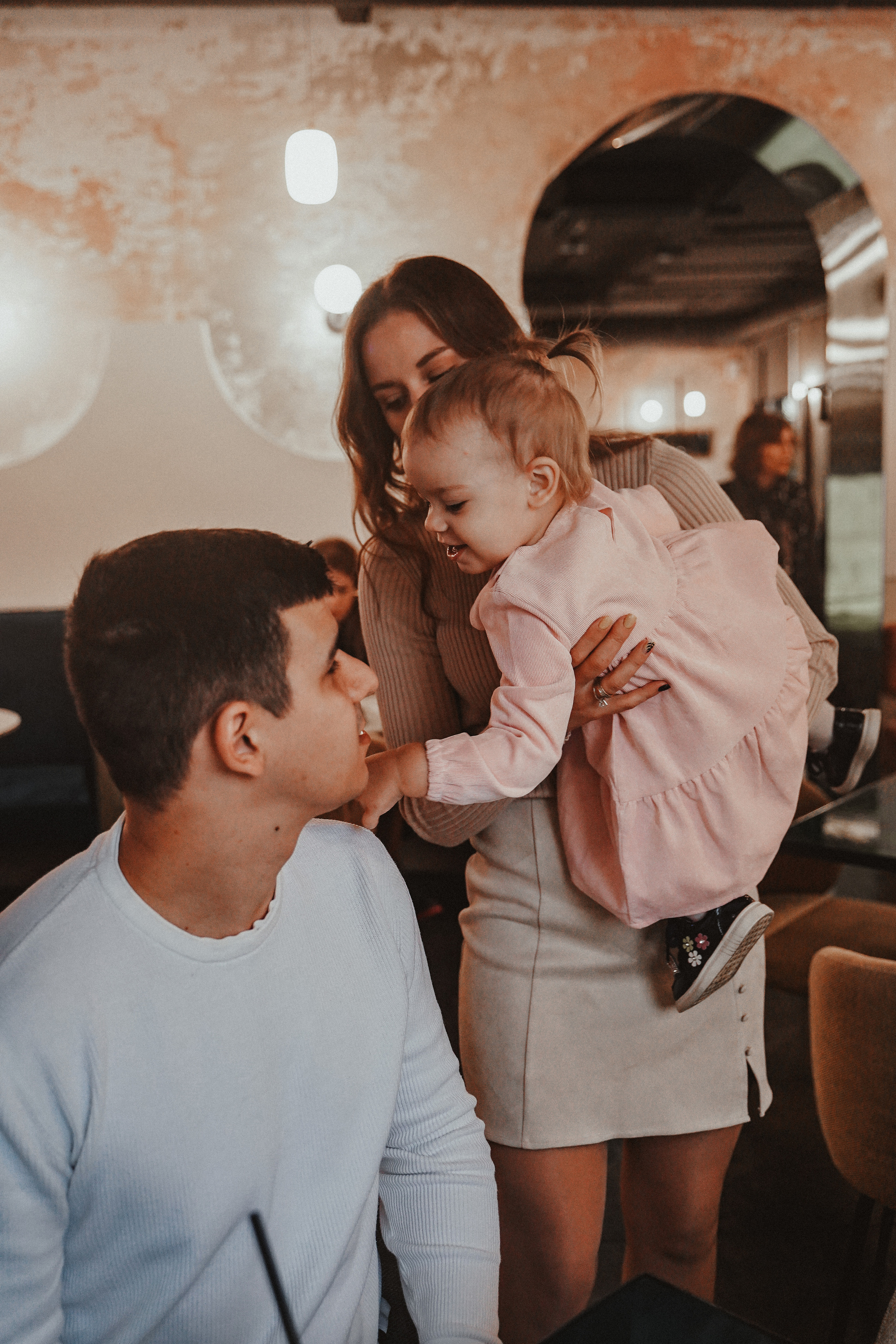 Городская фотосессия под дождем. Семейный и женский фотограф в Краснодаре Анастасия Приймак