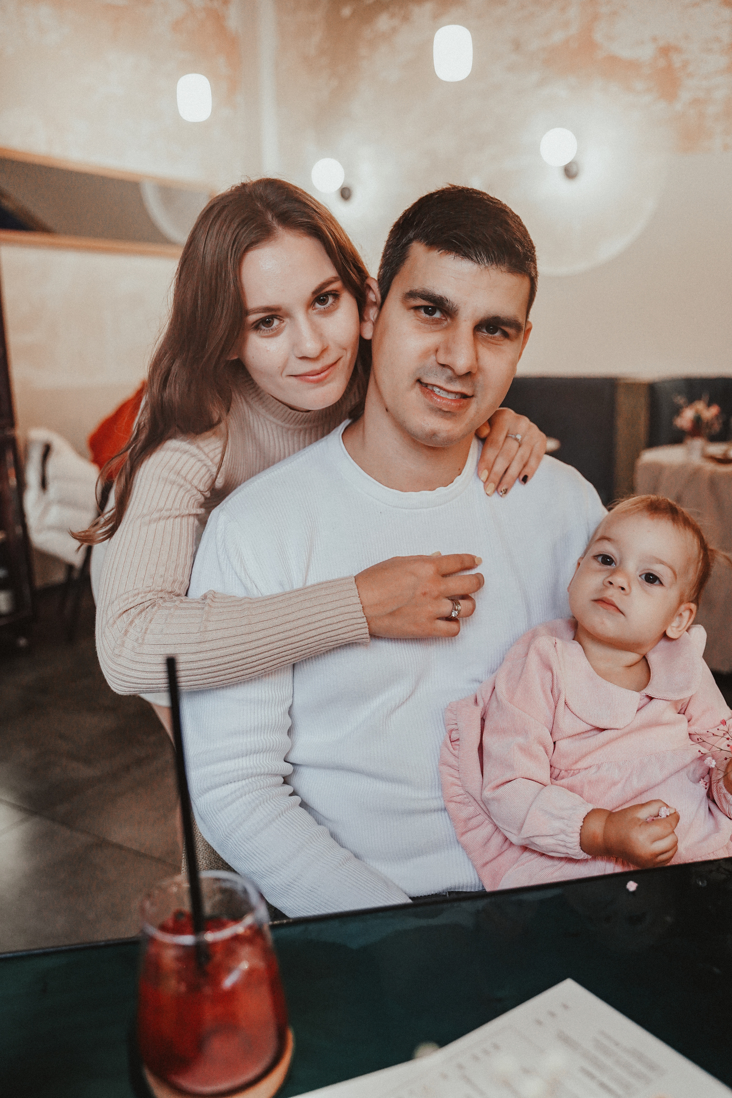 Городская фотосессия под дождем. Семейный и женский фотограф в Краснодаре Анастасия Приймак