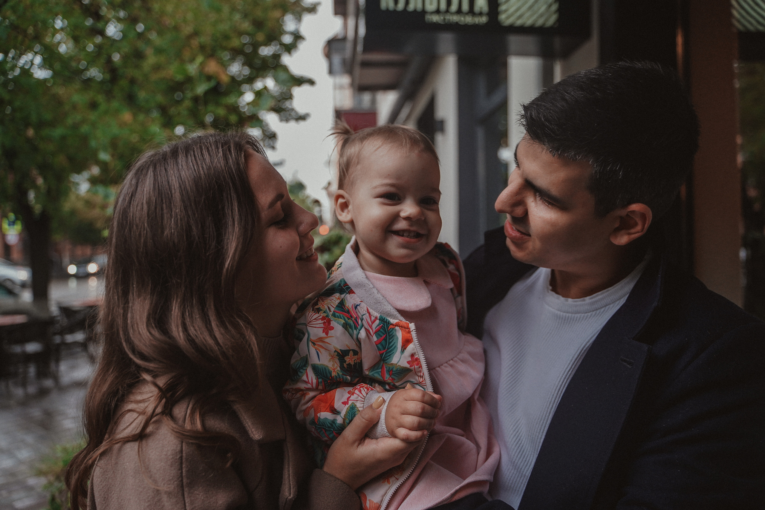 Городская фотосессия под дождем. Семейный и женский фотограф в Краснодаре Анастасия Приймак