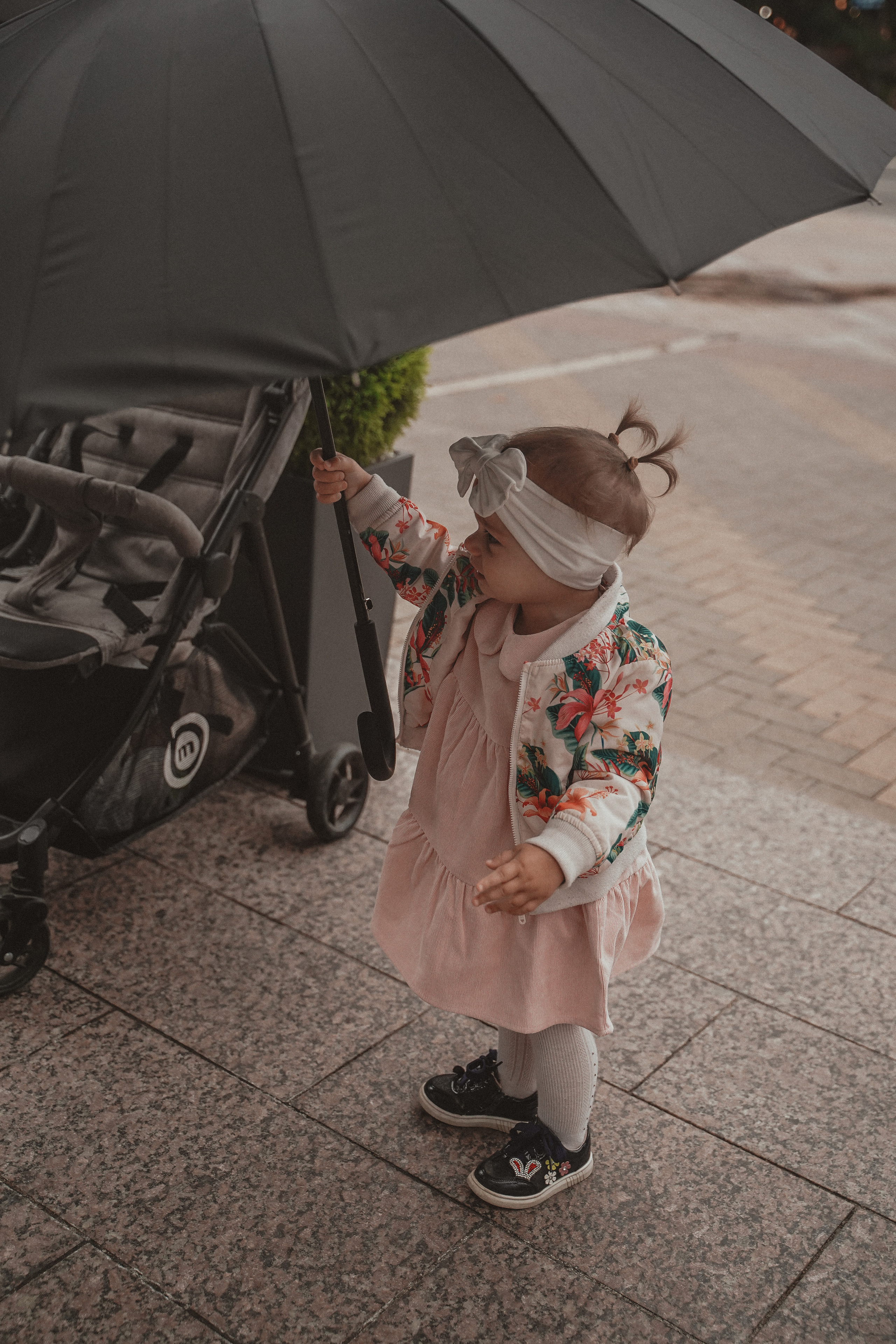 Городская фотосессия под дождем. Семейный и женский фотограф в Краснодаре Анастасия Приймак