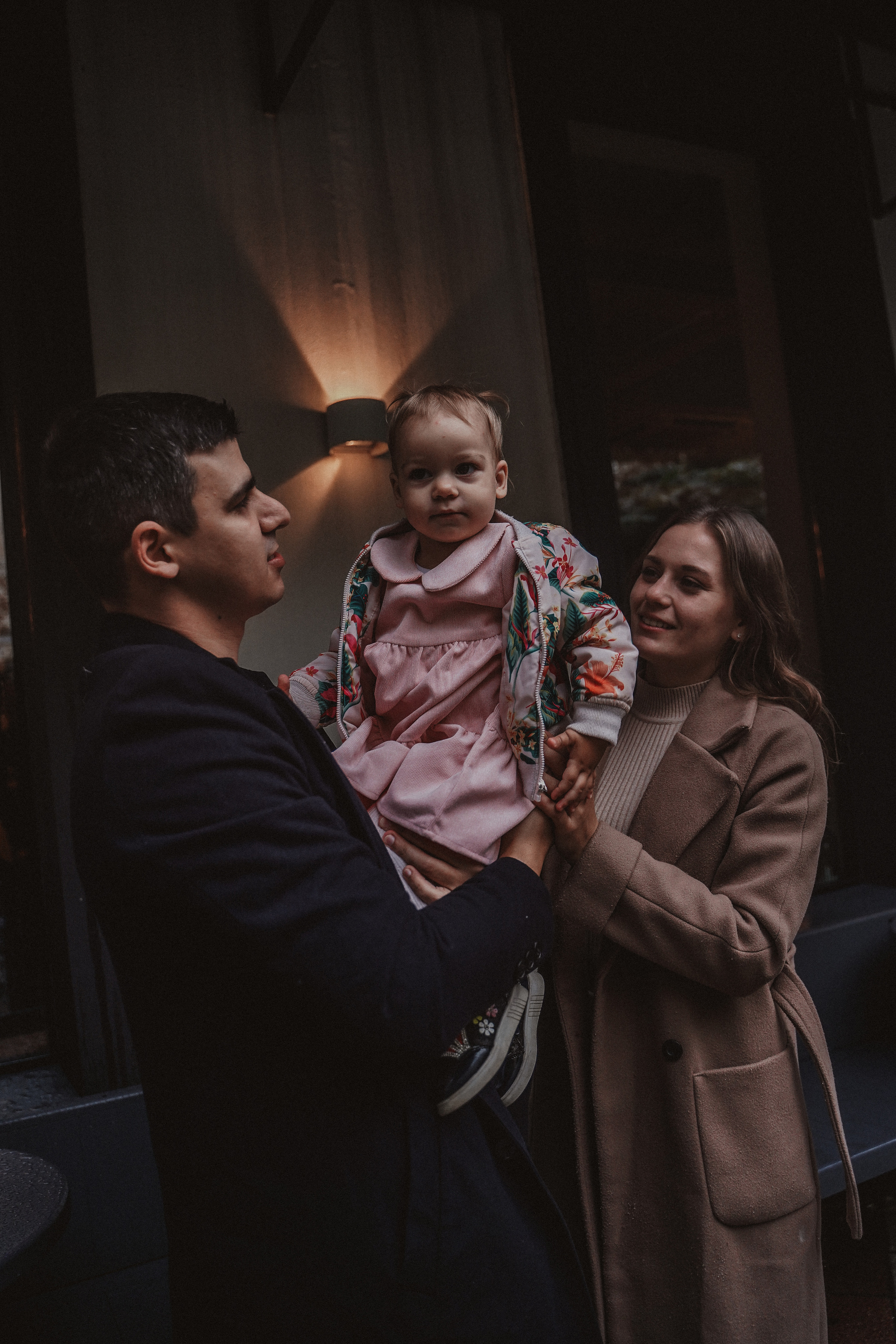 Городская фотосессия под дождем. Семейный и женский фотограф в Краснодаре Анастасия Приймак