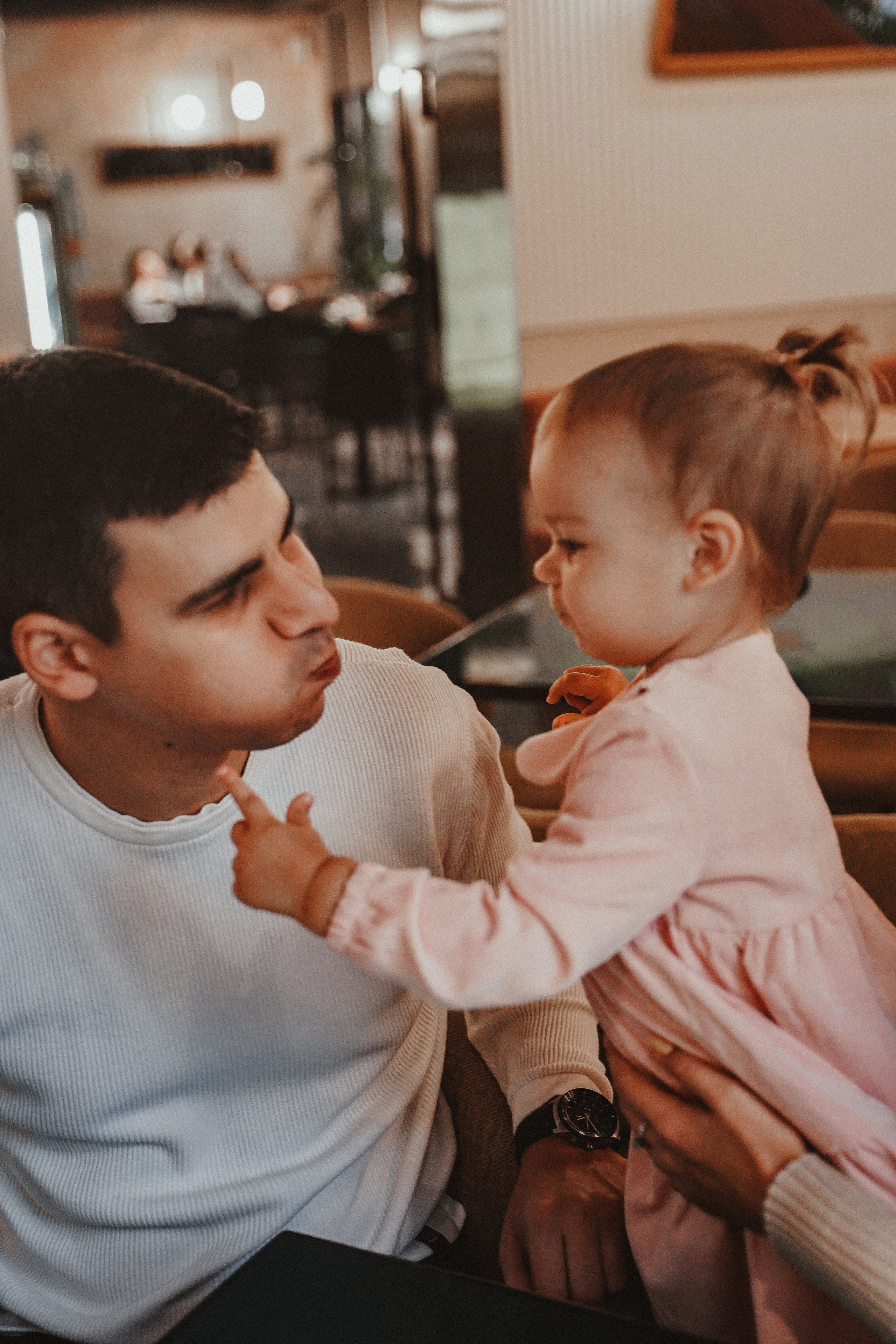 Городская фотосессия под дождем. Семейный и женский фотограф в Краснодаре Анастасия Приймак