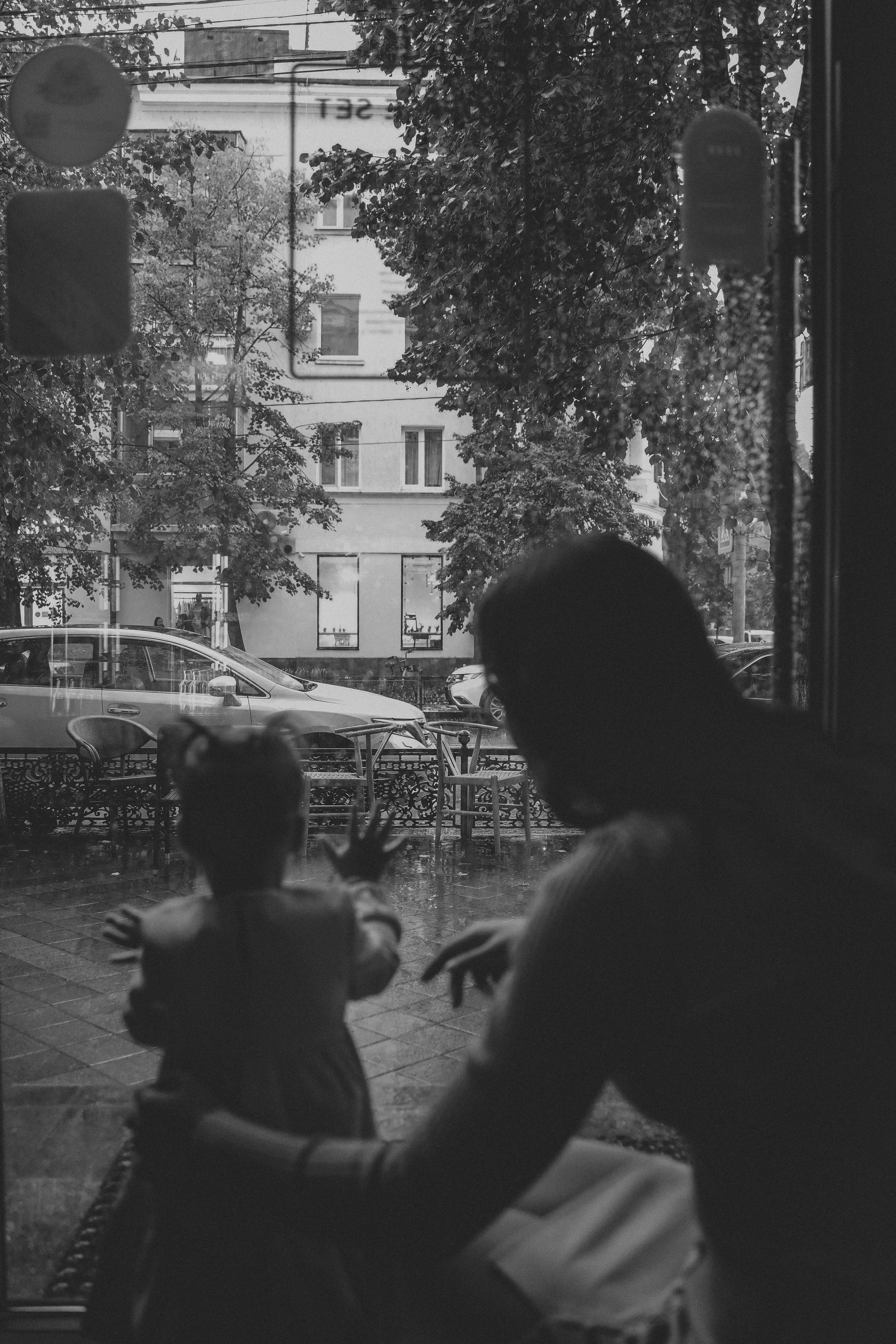 Городская фотосессия под дождем. Семейный и женский фотограф в Краснодаре Анастасия Приймак