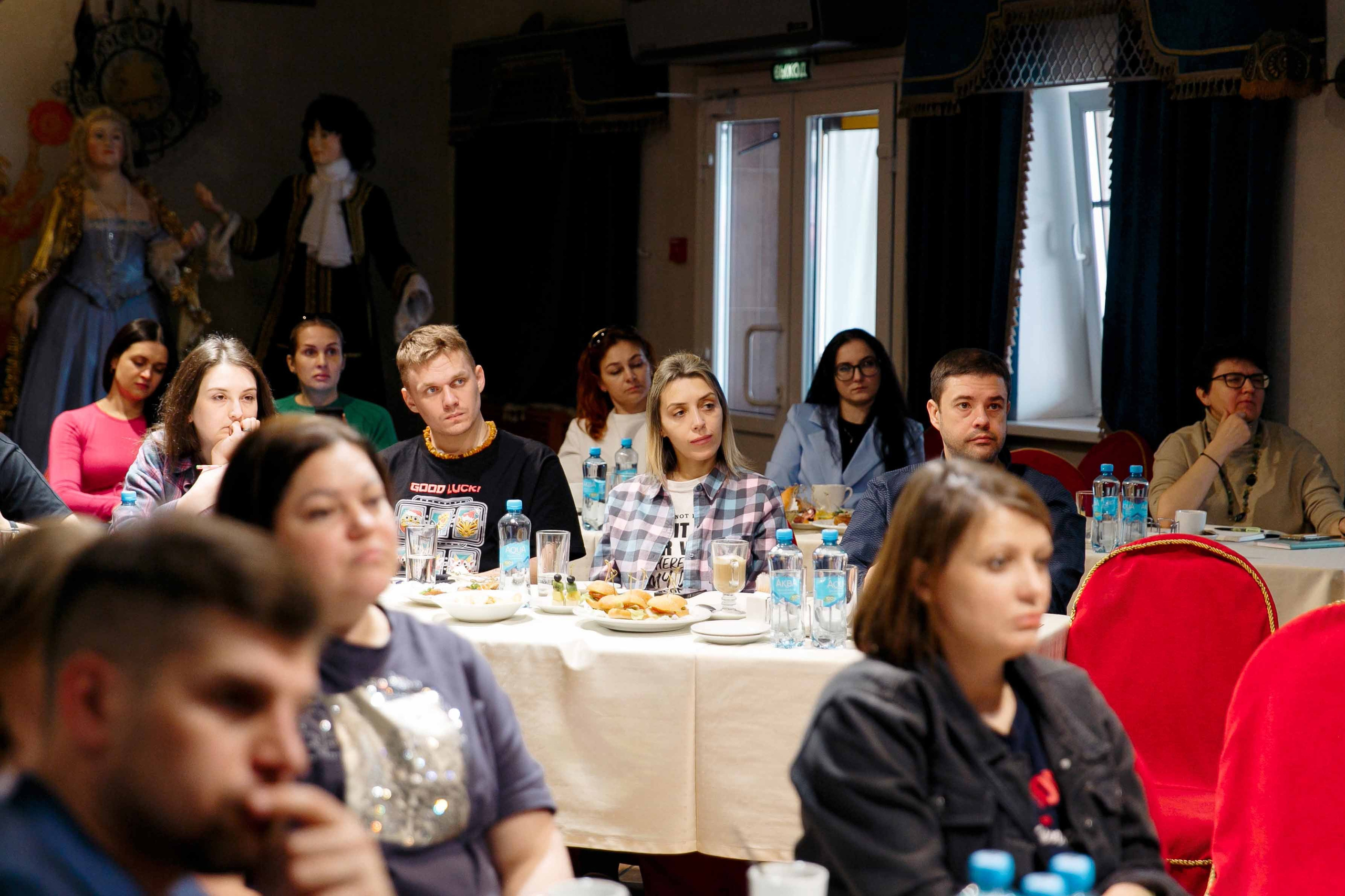 Бизнес Завтрак в ИВ. Ваш репортажный фотограф Артемий Антонов