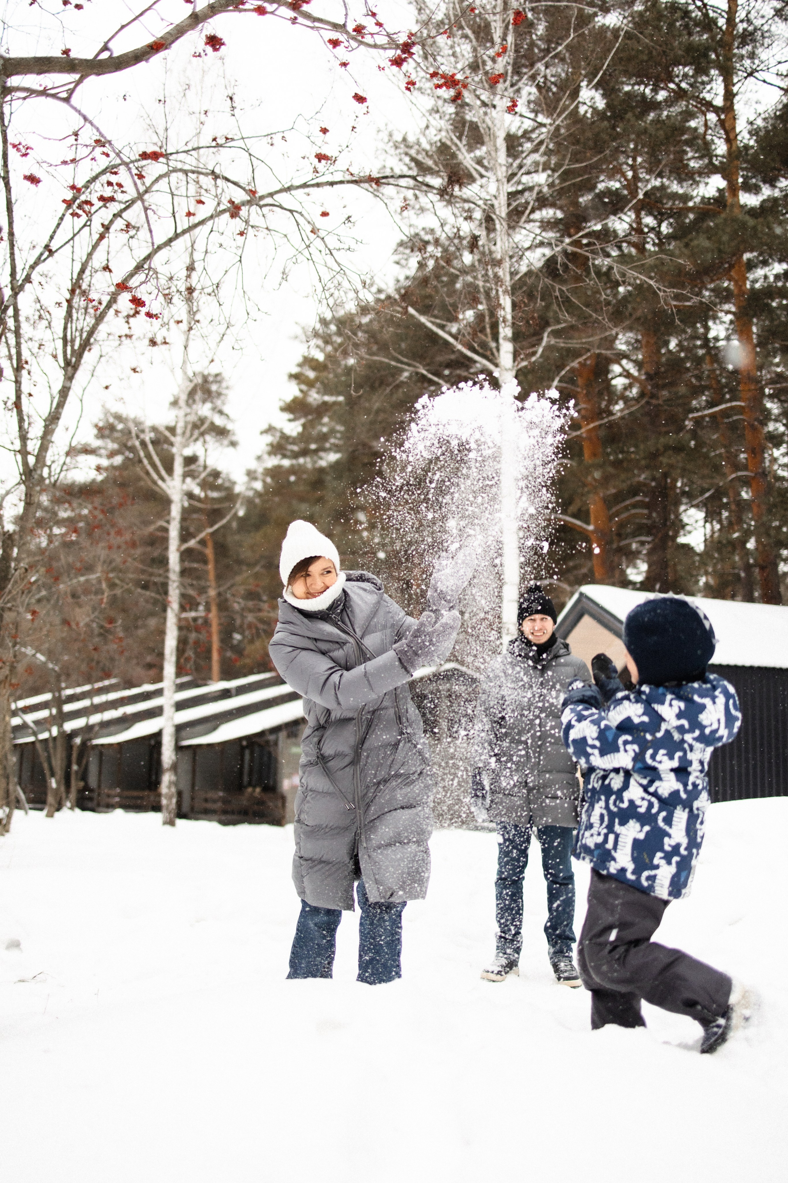 Прогулка в лесу. Свадебный и портретный фотограф в Новосибирске Любовь Исакова