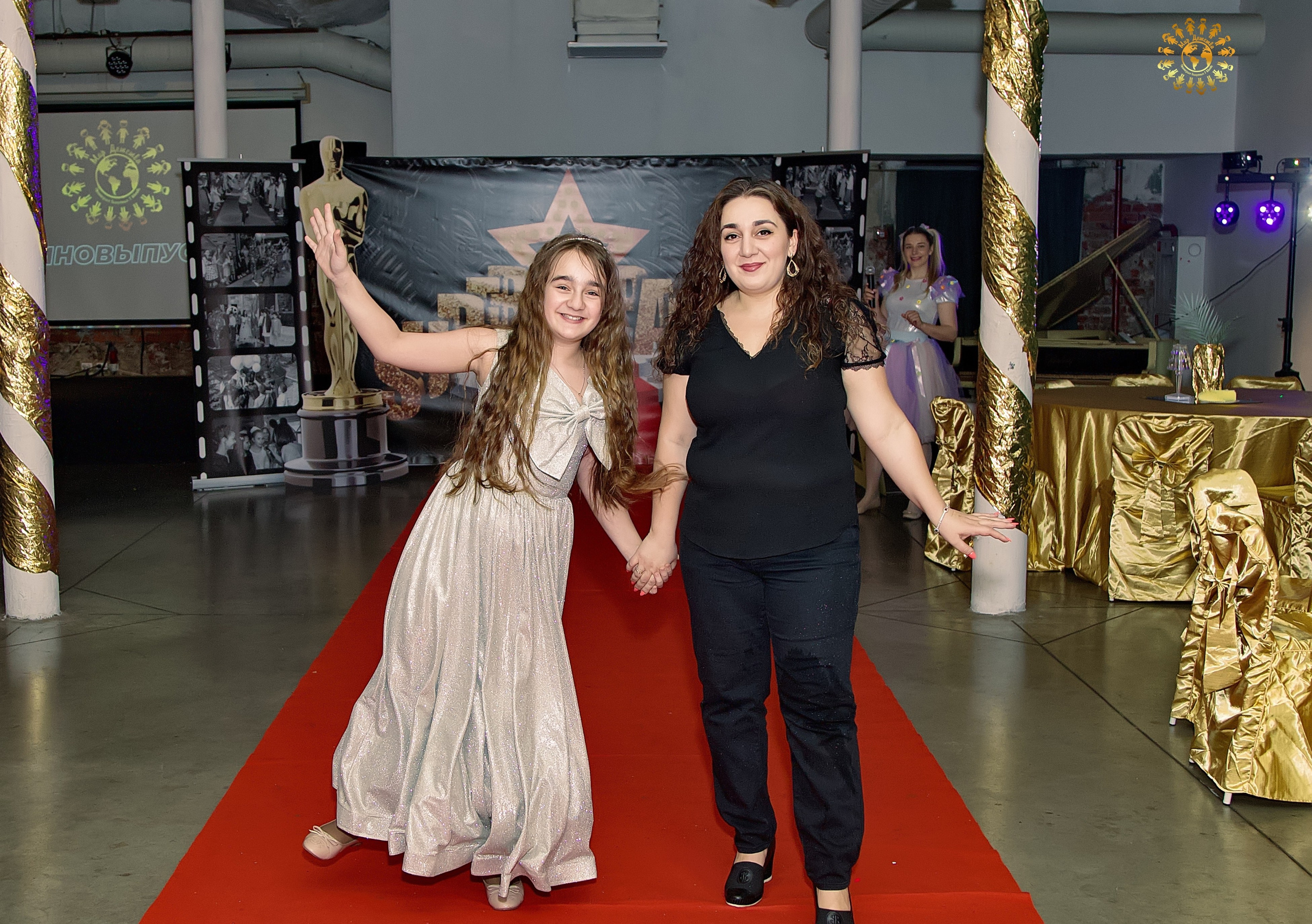 Выпускной 2023 (4-й класс, ММШ). Клуб Royal. Москва. Репортажная съемка в Москве и области. Анималистика