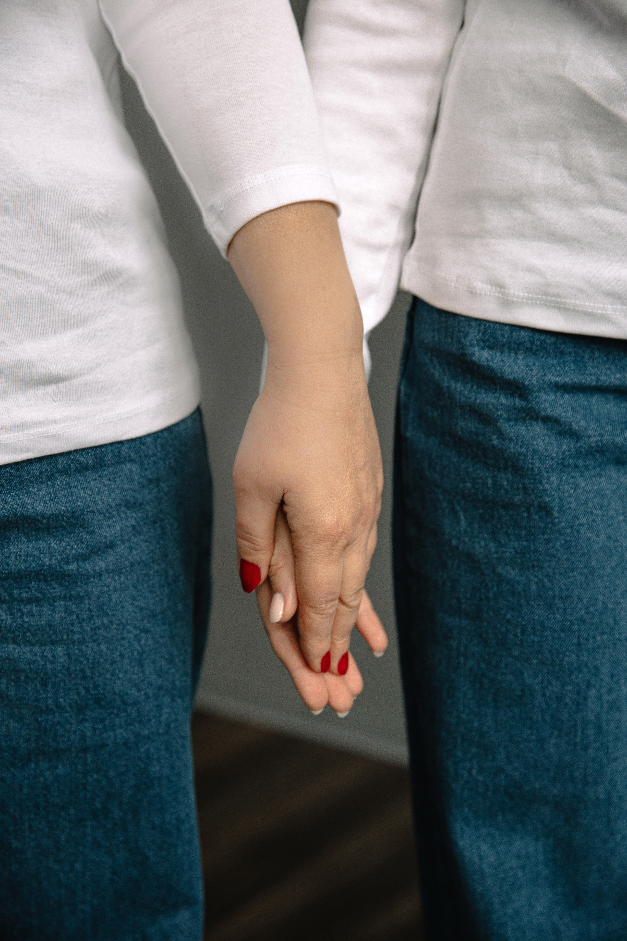 Ирина и Аня. Яна Тихонова — фотограф в Полоцке, Витебске и Минске