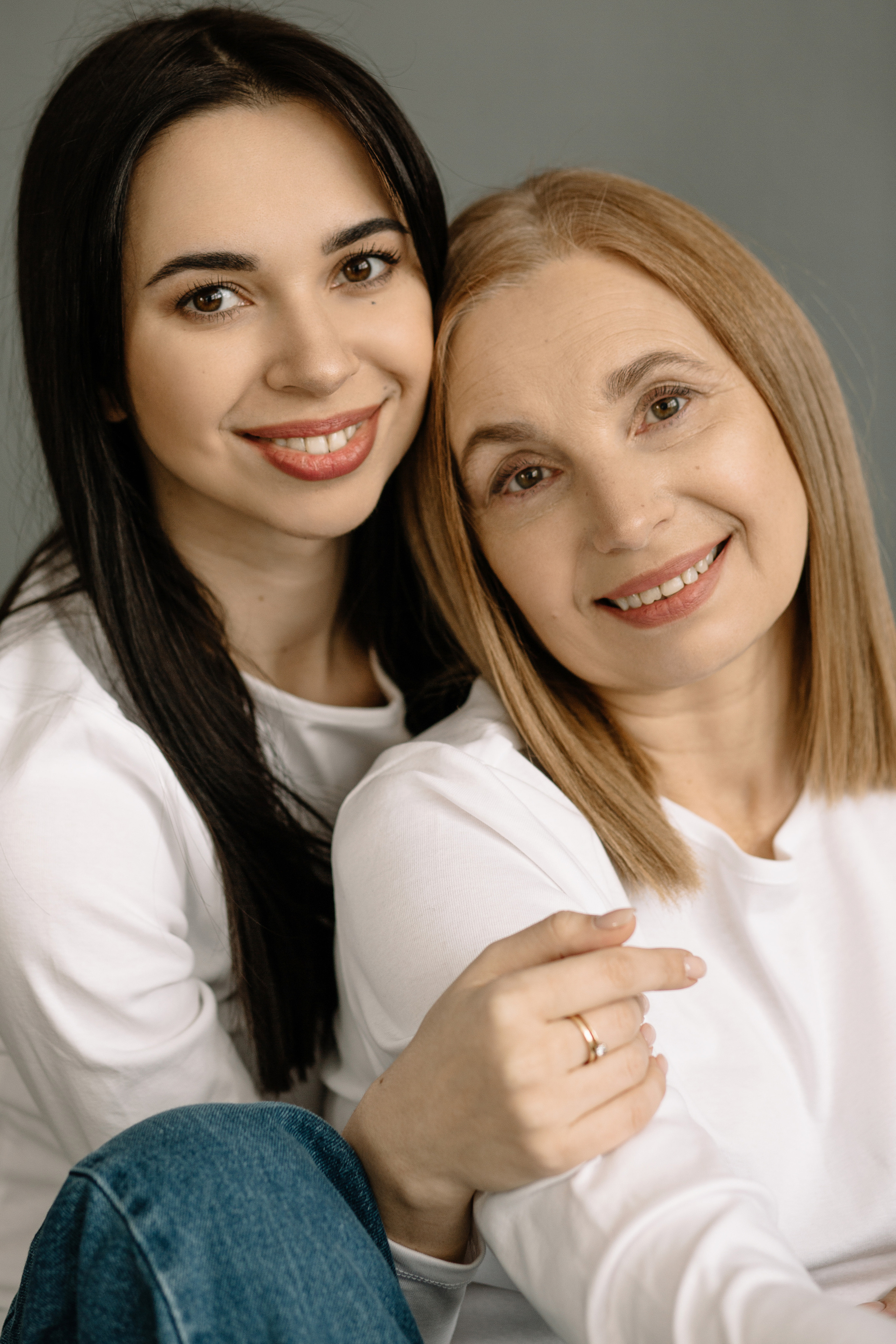 Ирина и Аня. Яна Тихонова — фотограф в Полоцке, Витебске и Минске