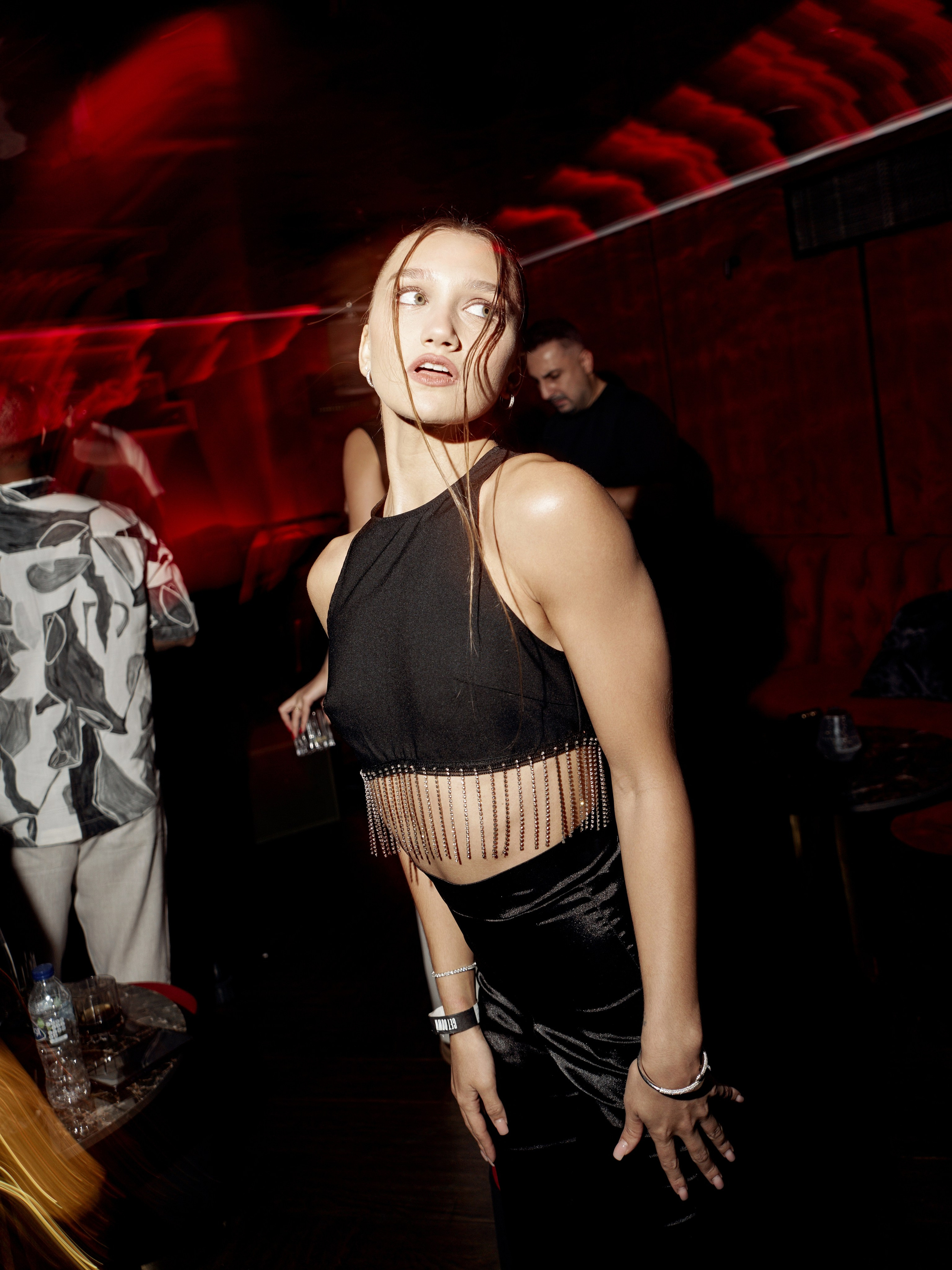 CLUB. NOIZOMAX Художественный фотограф в Дубай