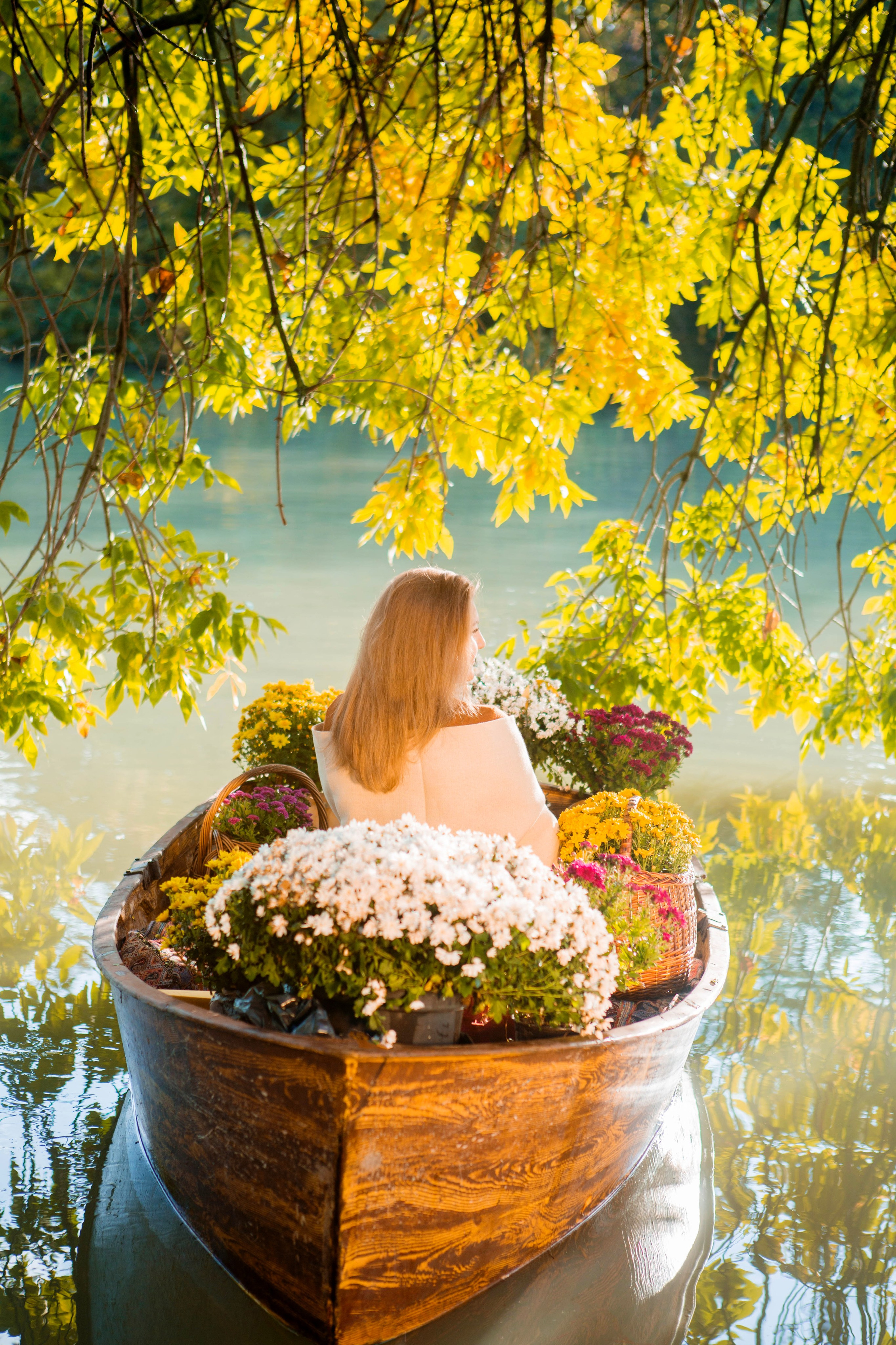 Лодка хризантем (осень). Свадебный семейный и детский фотограф в Краснодаре Карина Федоровская