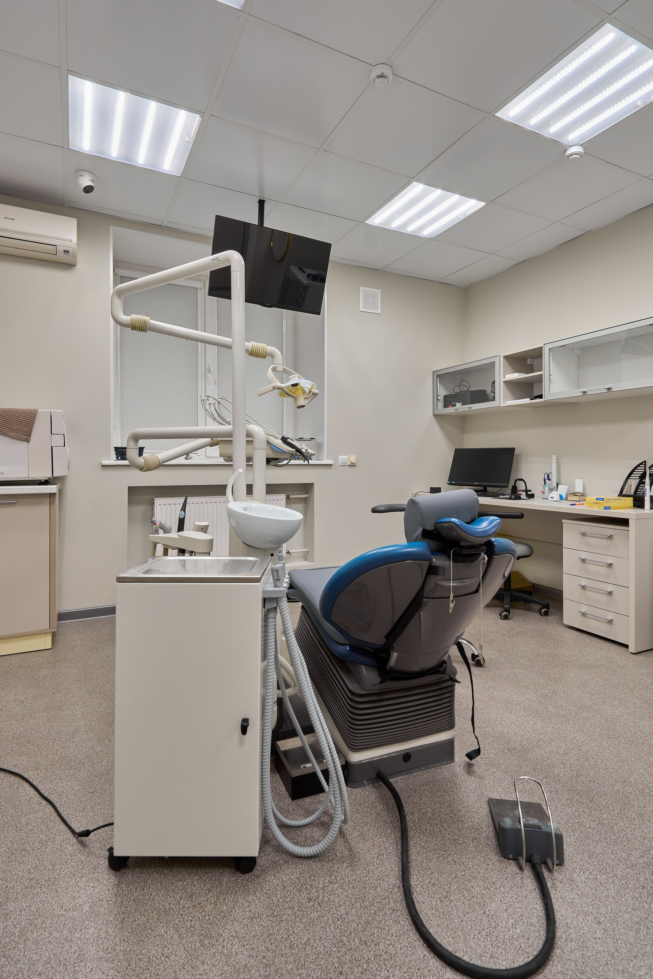 Дентал Эксперт. Абросимов Лев интерьерный и архитектурный фотограф