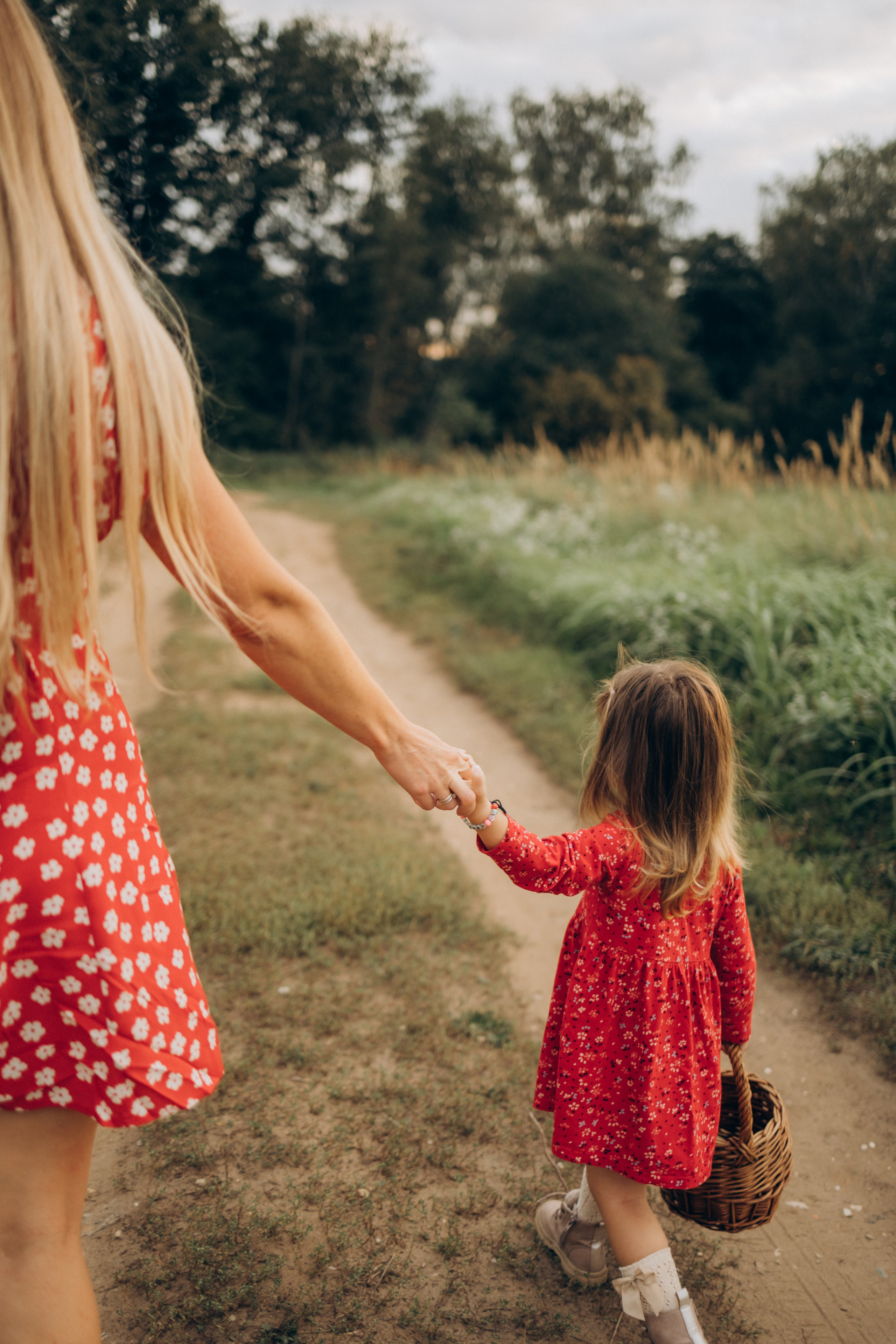 Мама и дочка (5.09.2025) г. Жуков (Калужская обл.). Надежда Стар семейный и церковный фотограф в Жукове и Калужской области