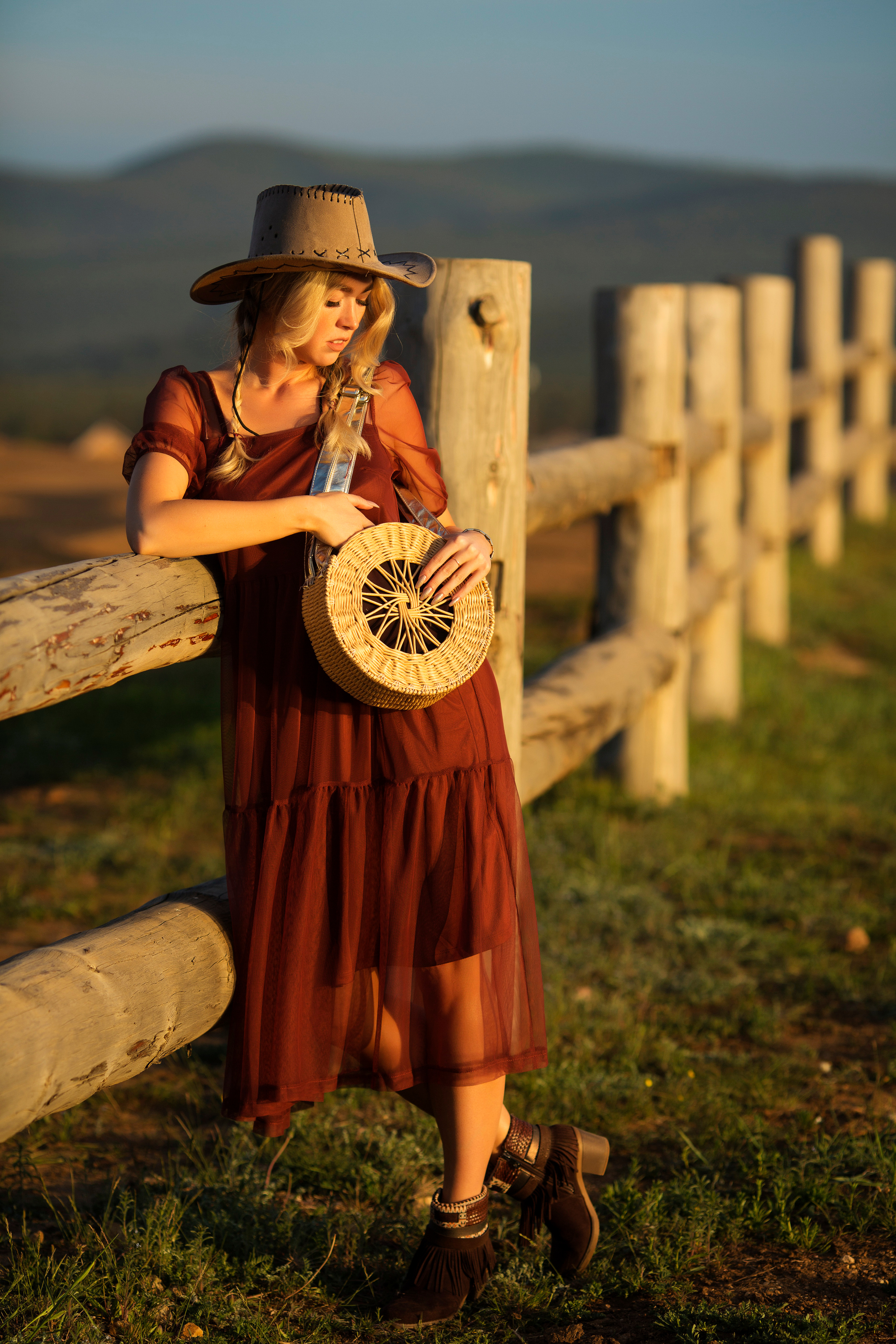 Милена «Все дело в шляпе». Свадебный, семейный и детский фотограф в Ачинске Долидудо Татьяна