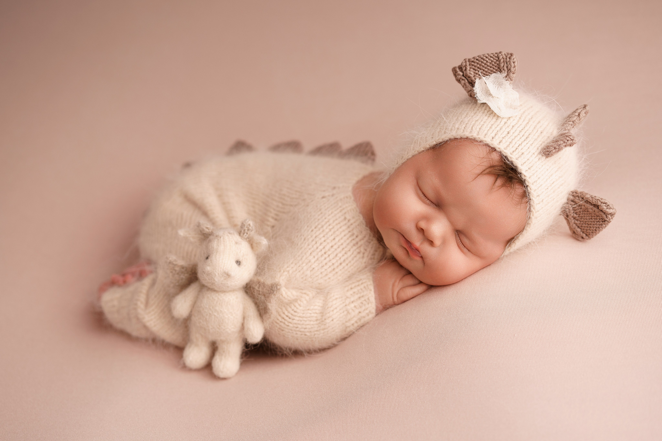 Фотосессия новорожденных | Галерея трогательных кадров малышей в стиле newborn. Фотосессия новорожденных в Москве и Московской области | Профессиональный фотограф newborn — Татьяна Иванова