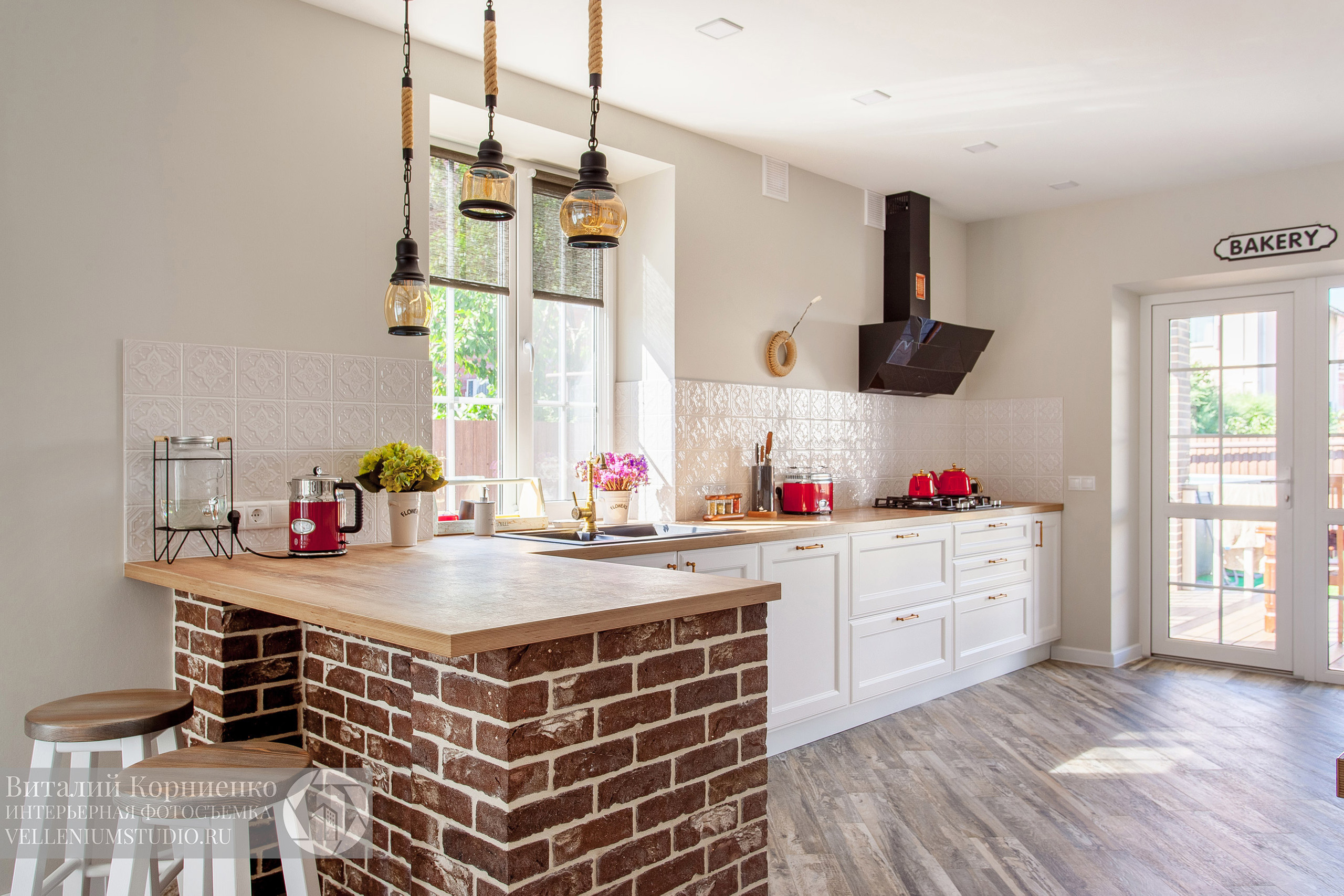 Фотосъемка Кухни в Американском стиле. Интерьерный фотограф Краснодар: профессионально по доступным ценам