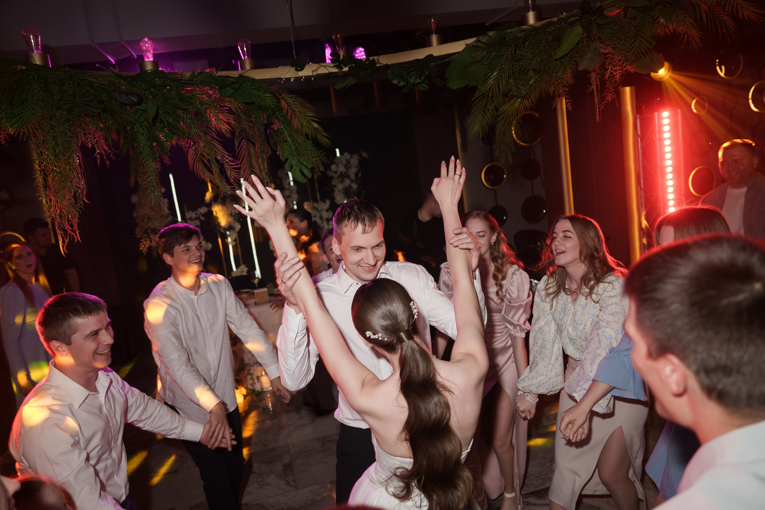 Павел и Ольга (Пакет «MAXI» Брянск). Свадебный и репортажный фотограф Элина Козырьянова